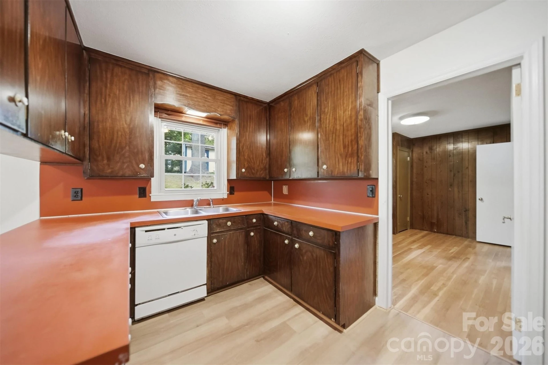 105 Ann Street - Photo 7