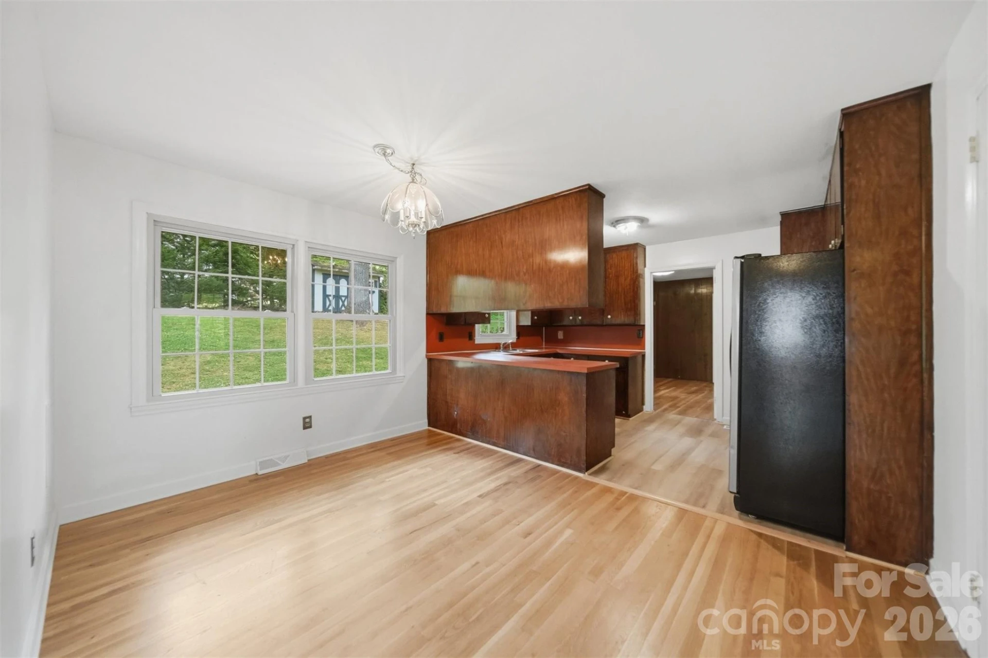 105 Ann Street - Photo 9