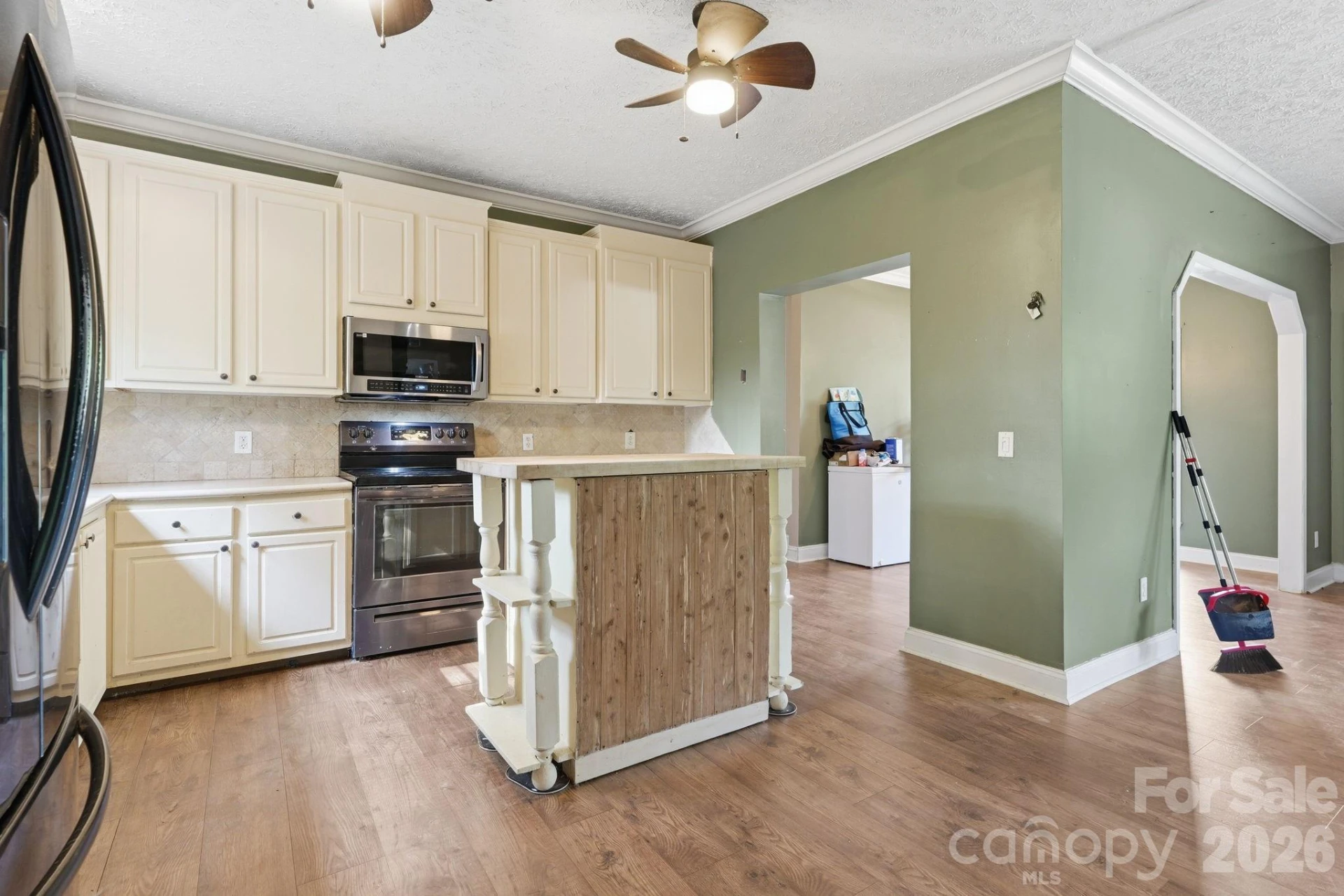 2825 Sweeping Pine Lane - Photo 11
