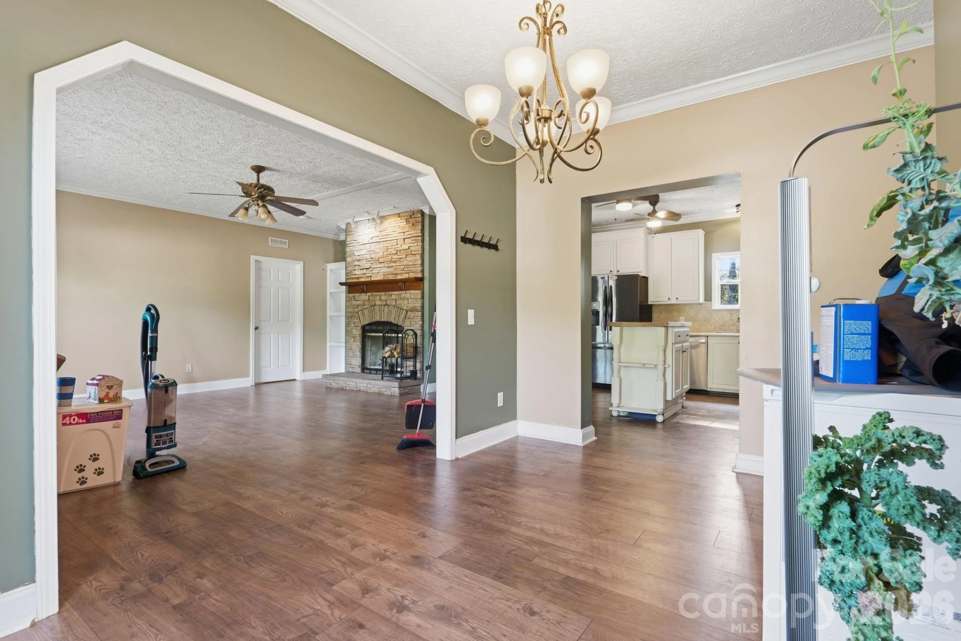 2825 Sweeping Pine Lane - Photo 10