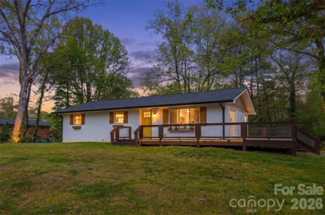 111 Sunset Hill Drive, Etowah, NC, 28729