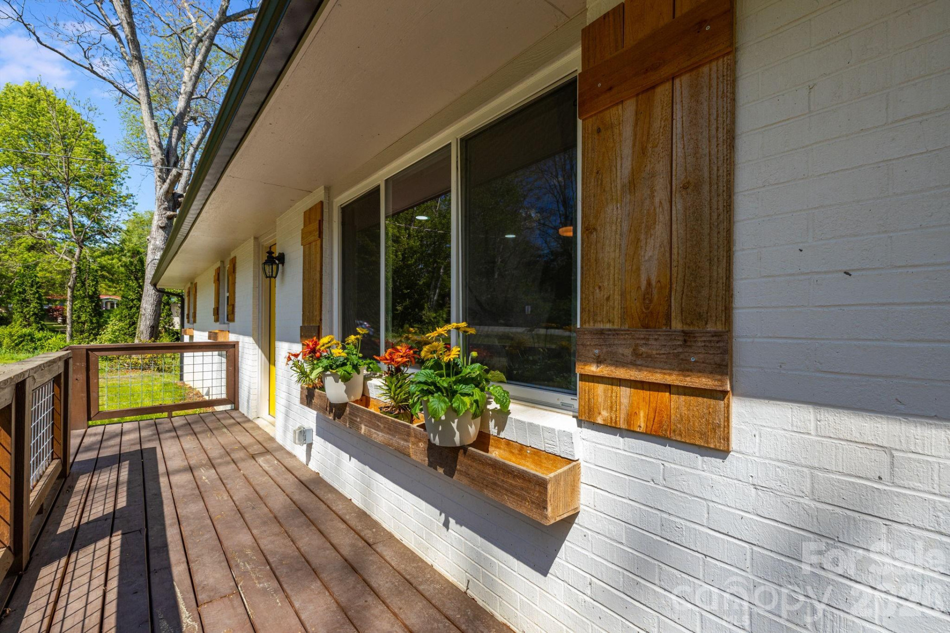 111 Sunset Hill Drive - Photo 3