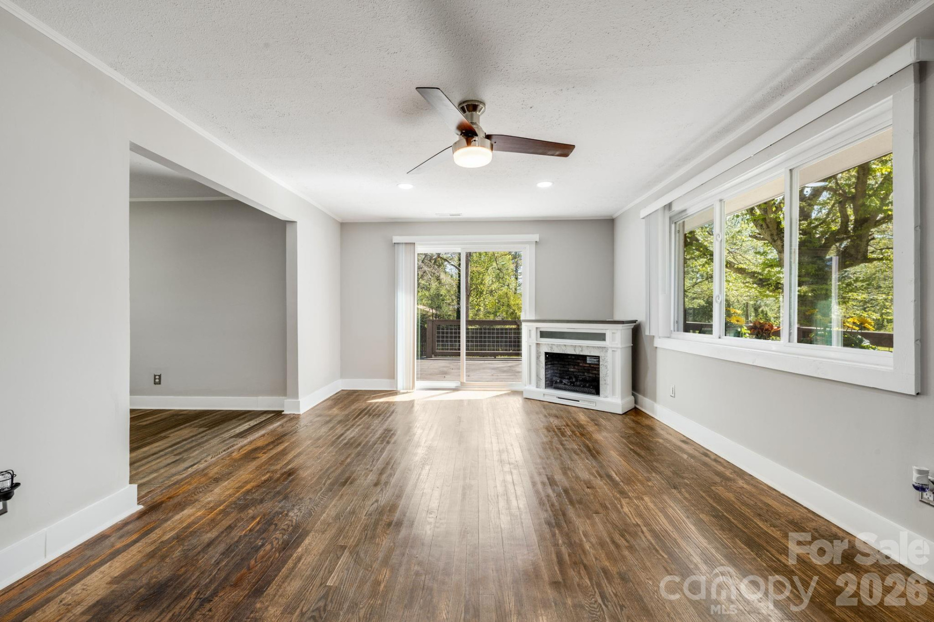 111 Sunset Hill Drive - Photo 6