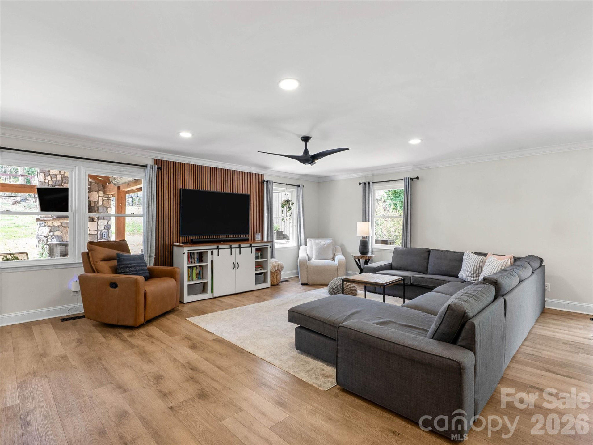 310 Case Street - Photo 11