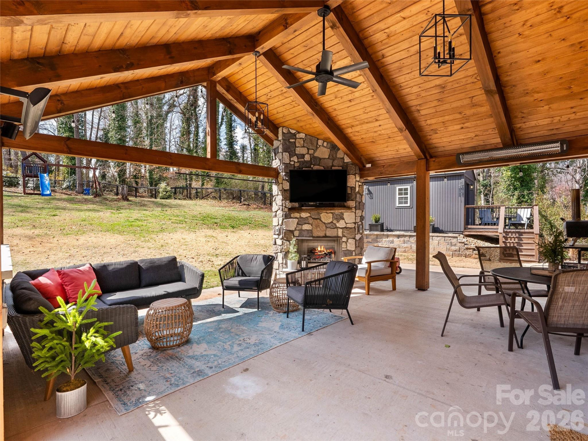 310 Case Street - Photo 3