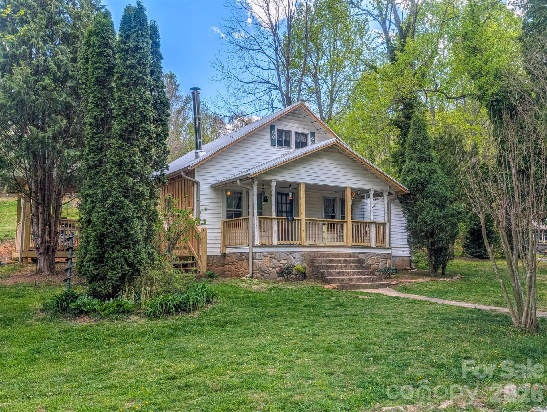 87 Henderson Lane - Photo 2