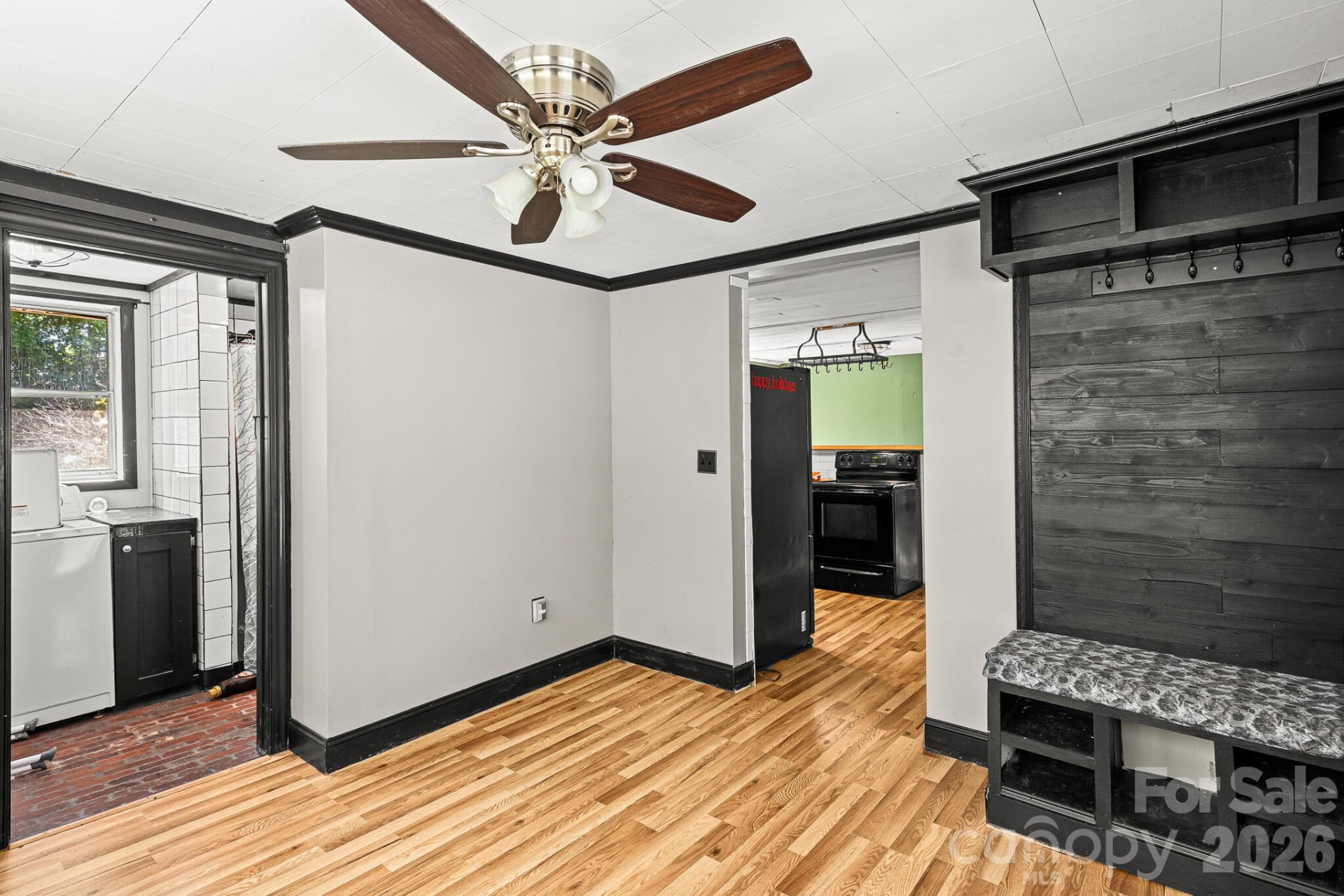 1271 Upper Brush Creek Road - Photo 4