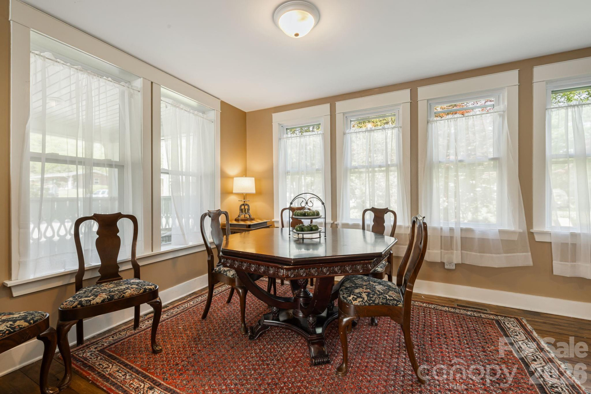 79 Walnut Street - Photo 6