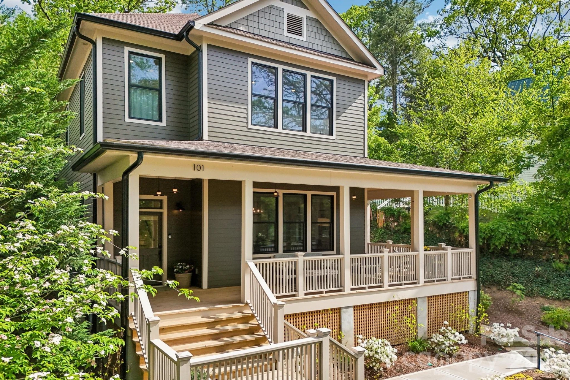 101 Santee Street - Photo 2