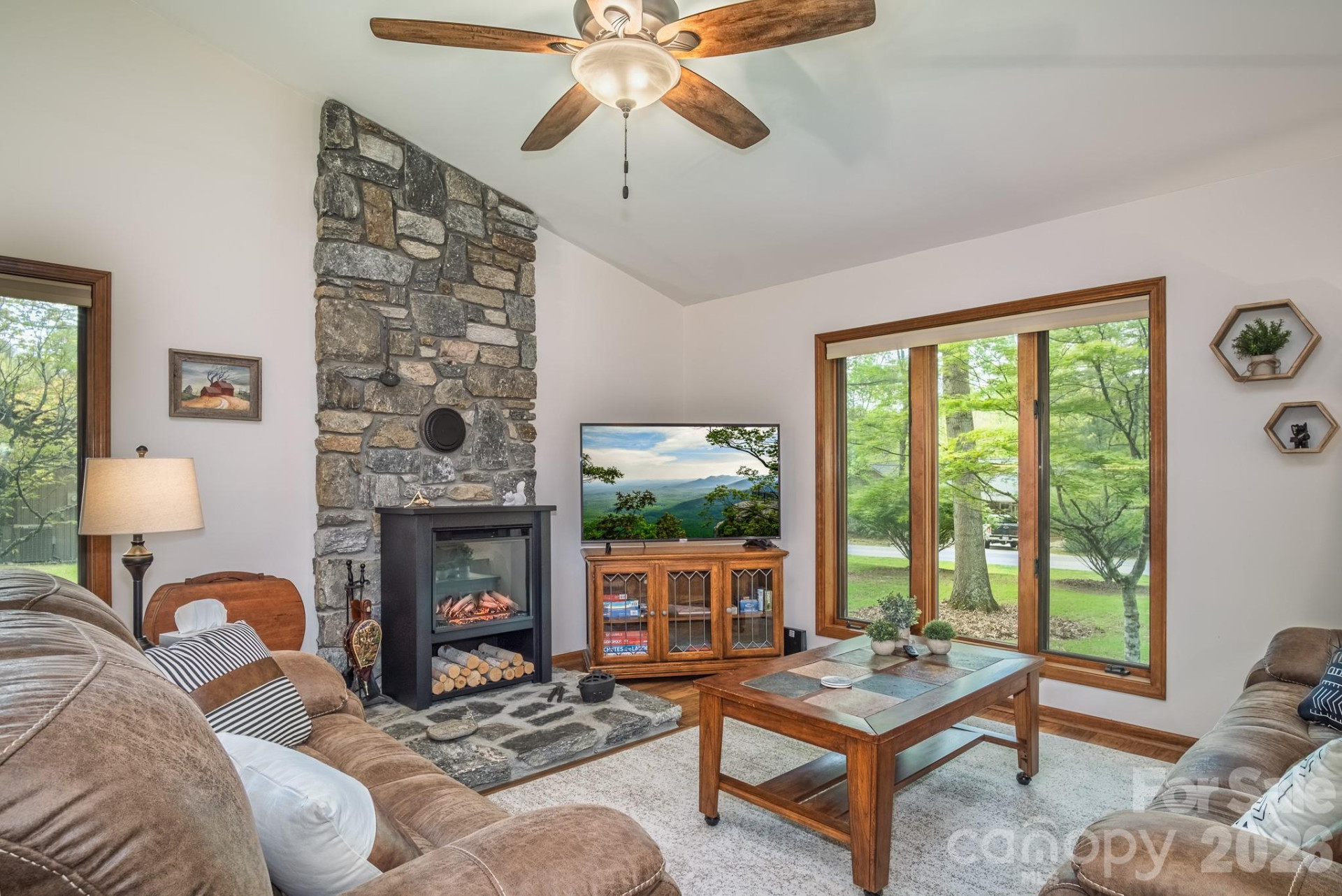 22 Dalonigei Court - Photo 16