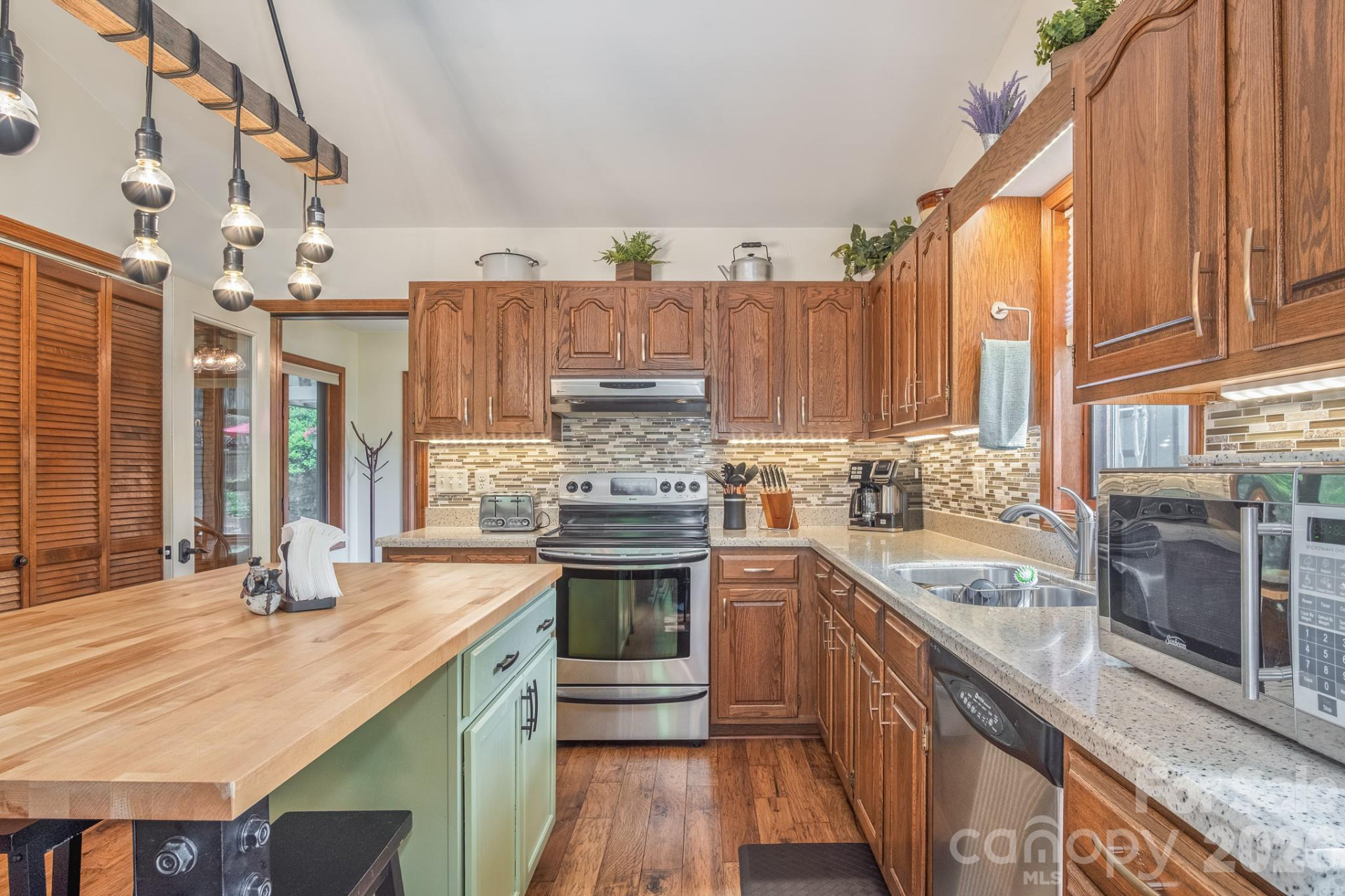 22 Dalonigei Court - Photo 6