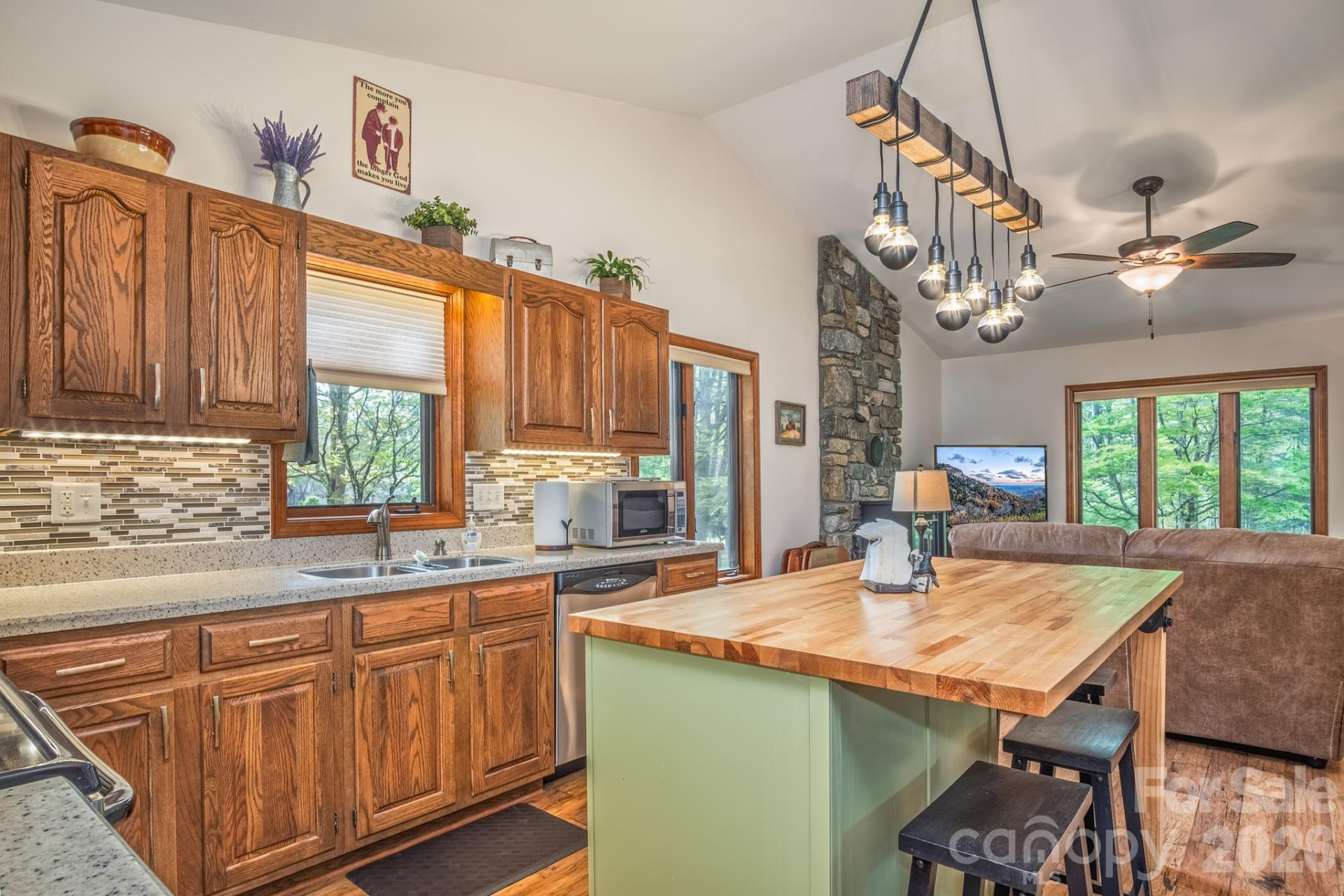 22 Dalonigei Court - Photo 8