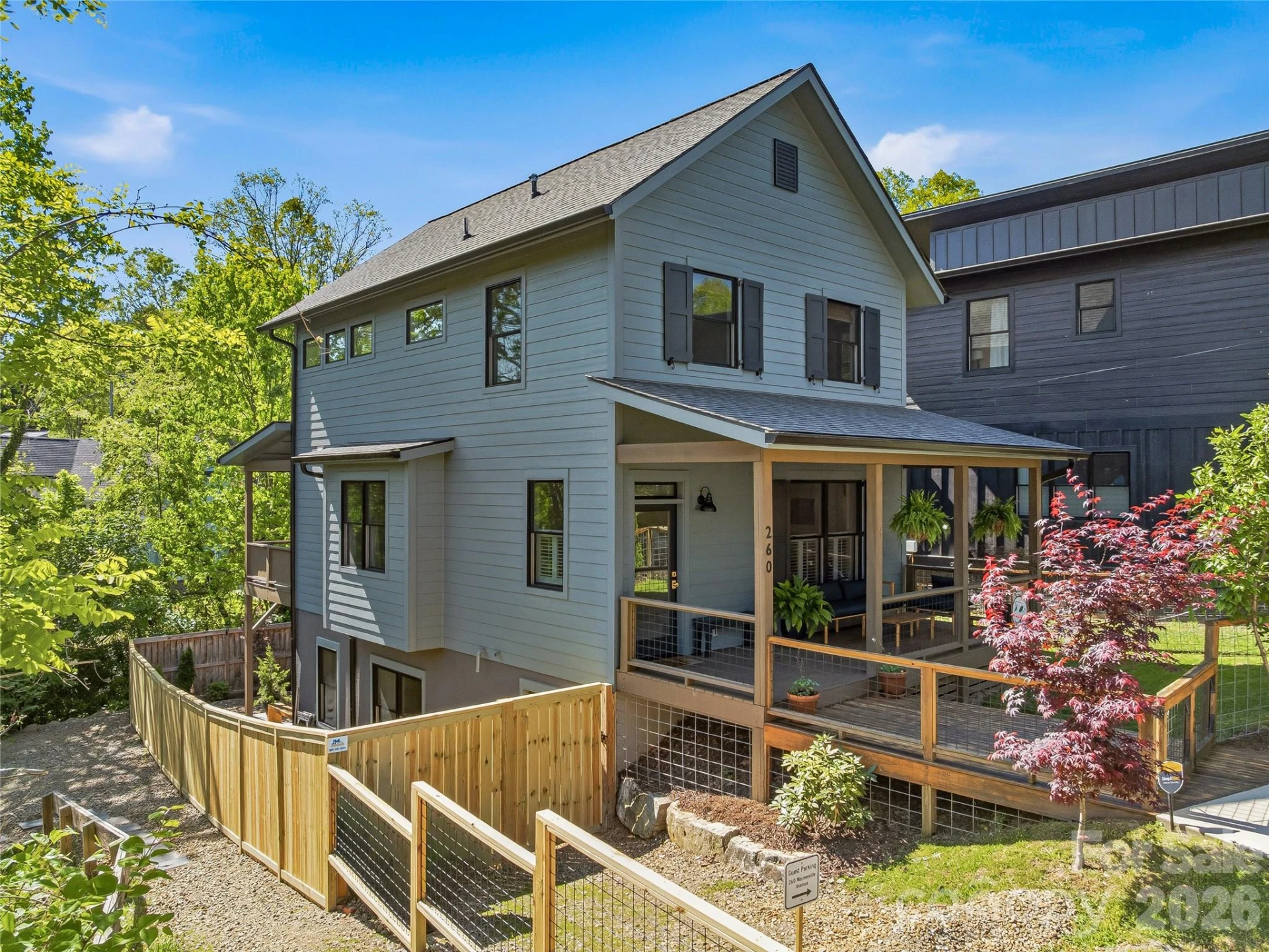 260 Waynesville Avenue - Photo 2
