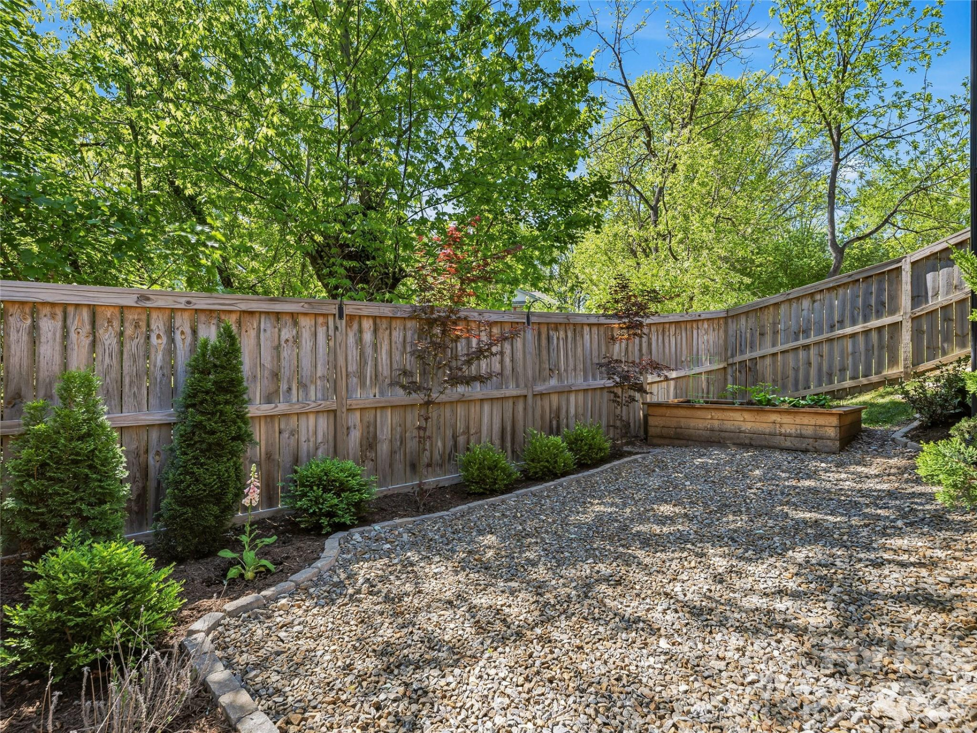260 Waynesville Avenue - Photo 35