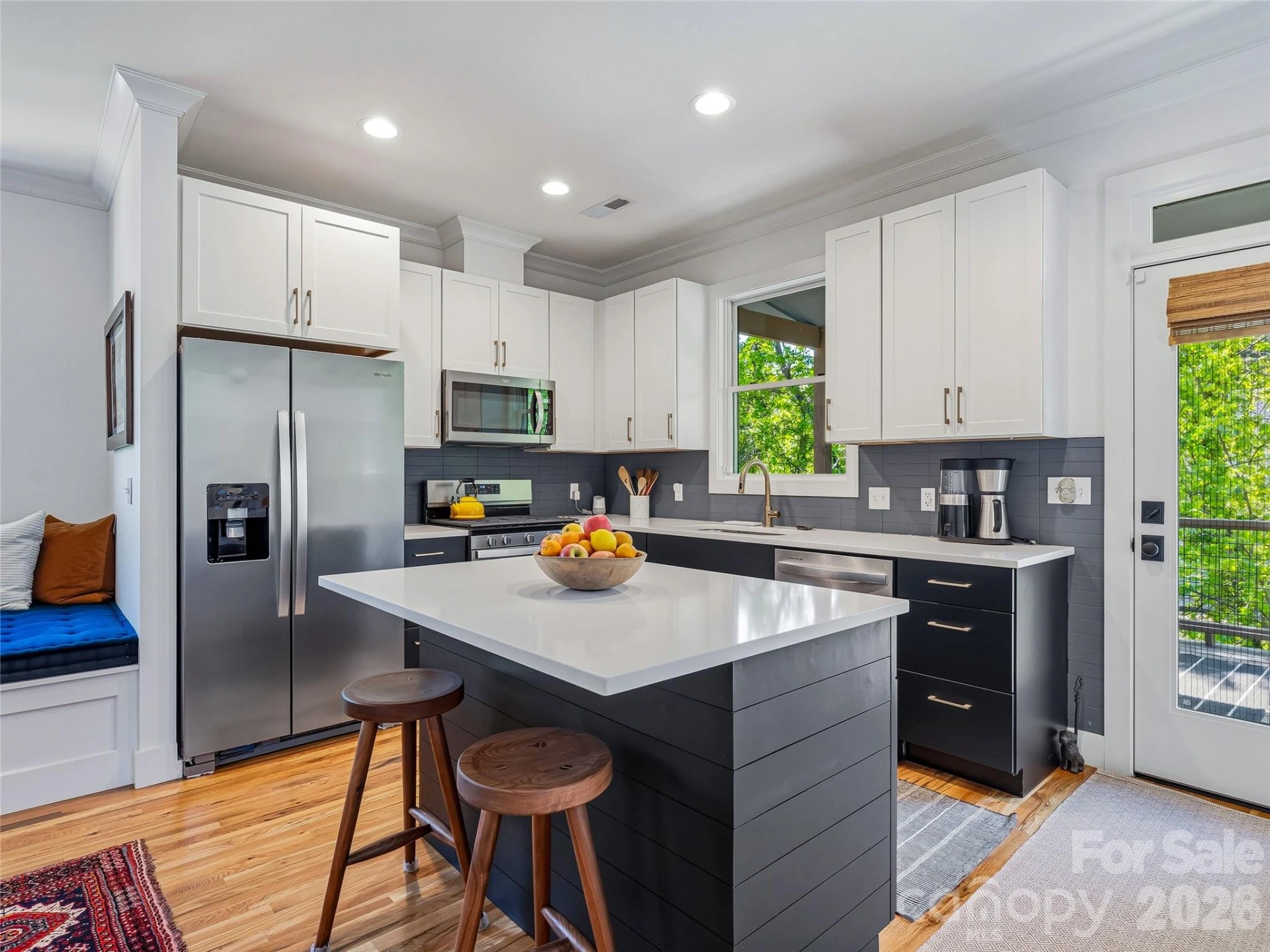 260 Waynesville Avenue - Photo 10