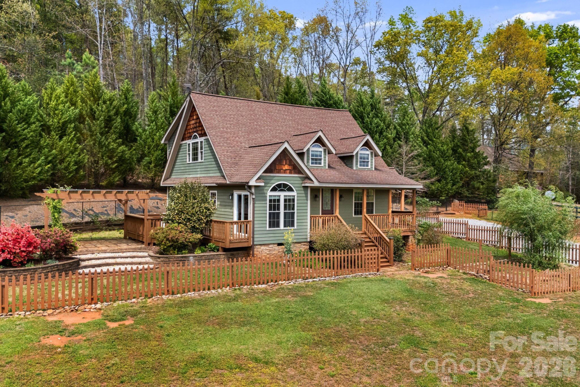 2011 Edgerton Road - Photo 2