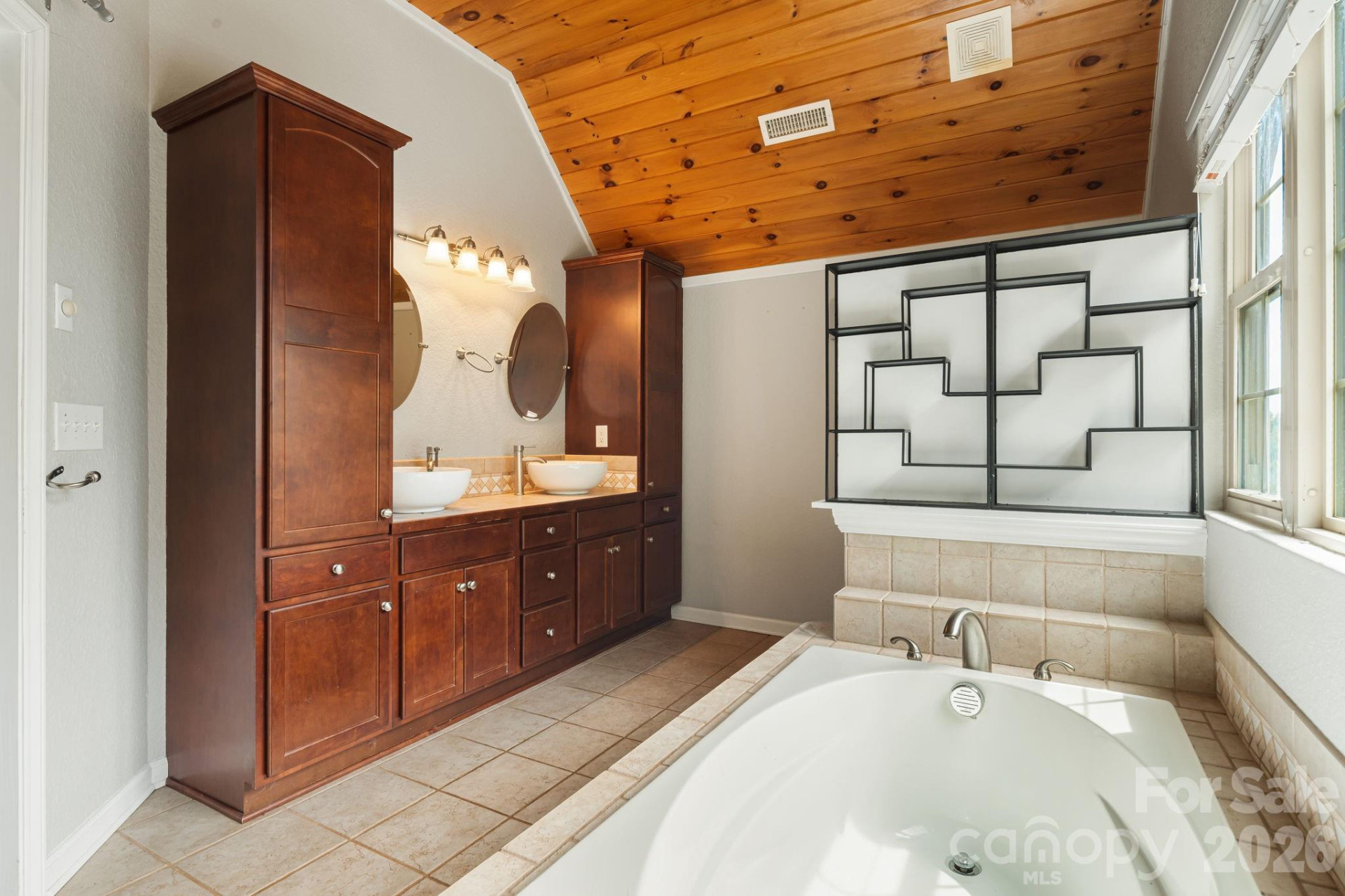 2011 Edgerton Road - Photo 27