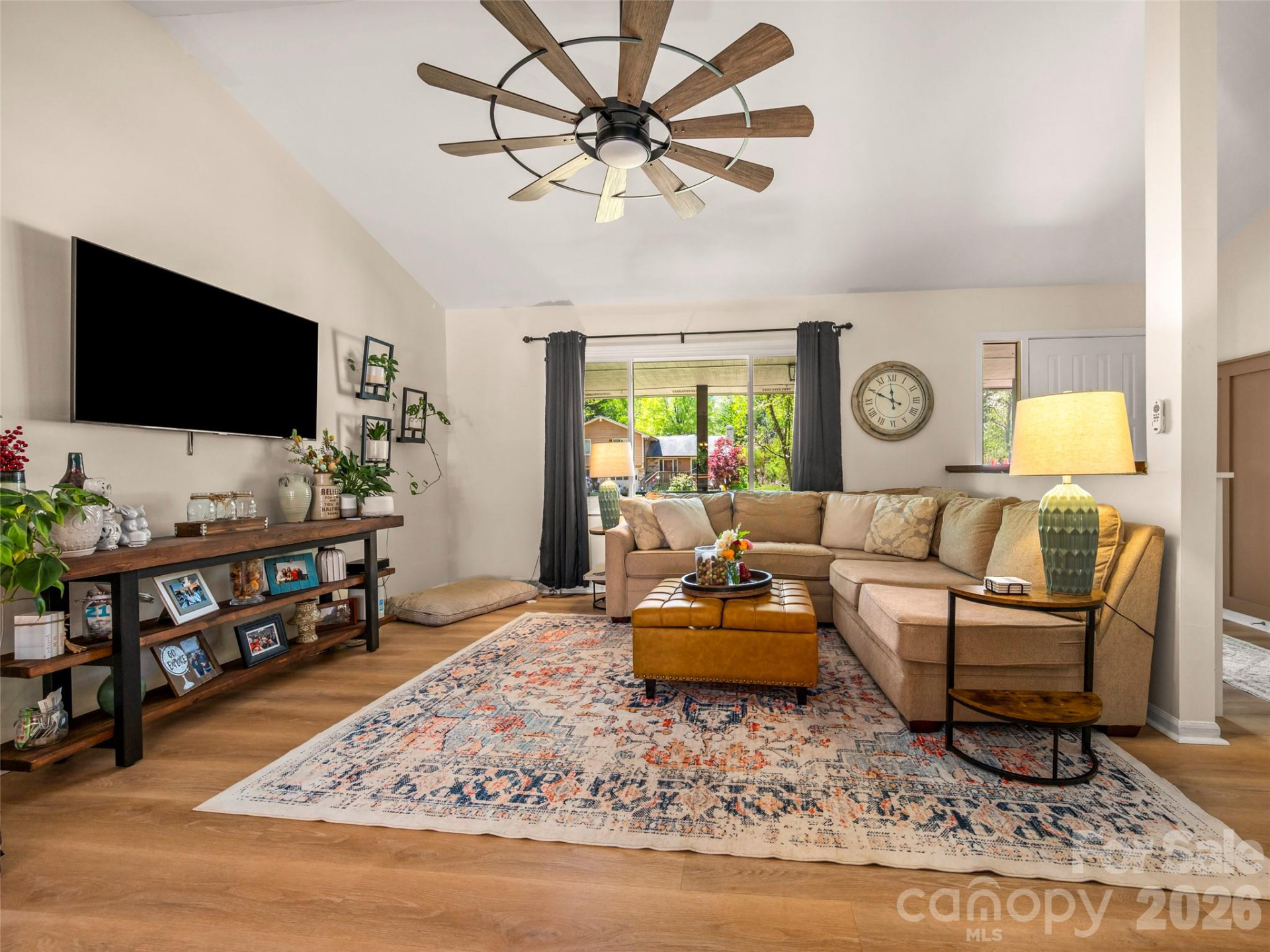 109 Scarlet Drive - Photo 12