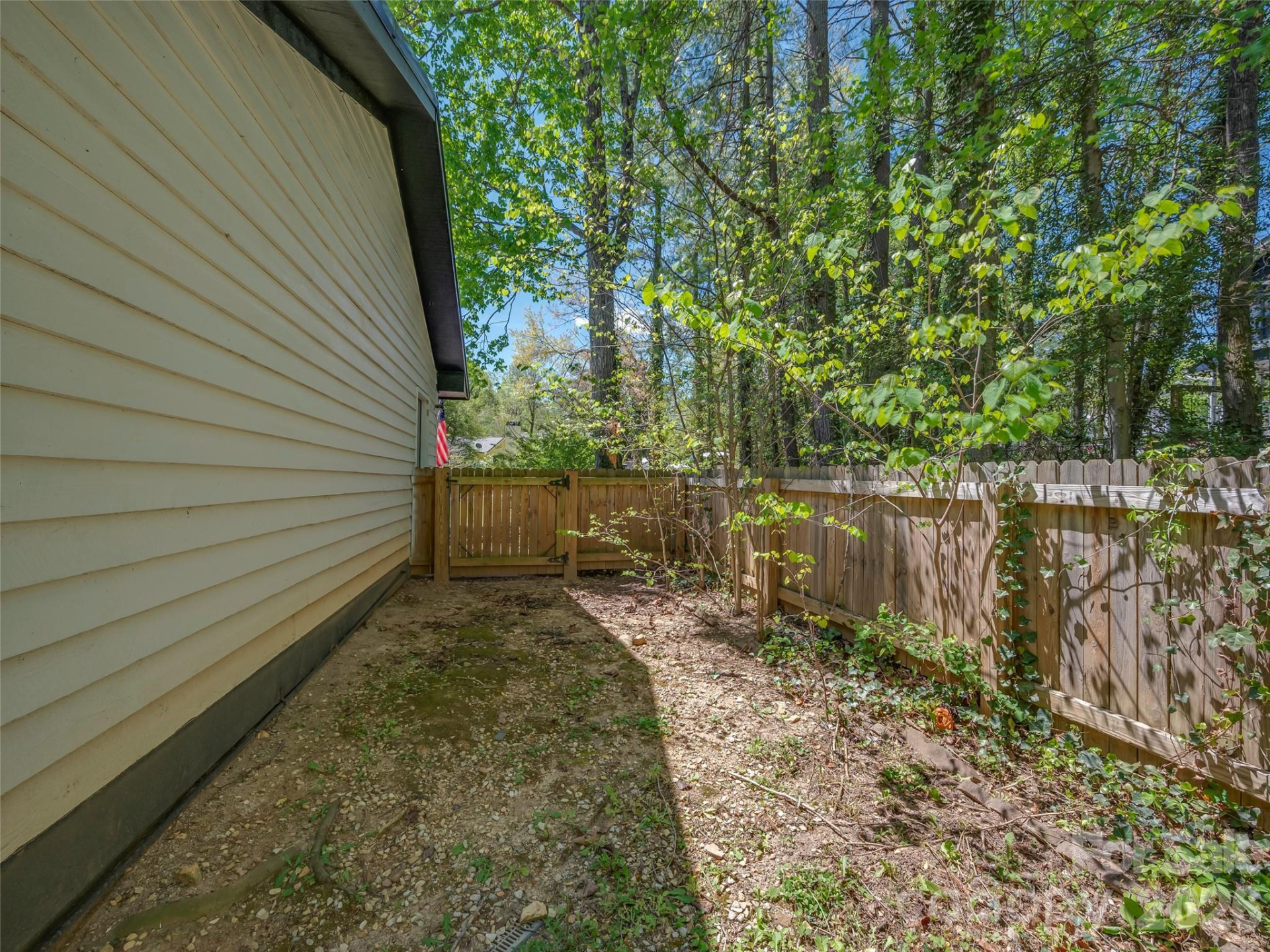 109 Scarlet Drive - Photo 35