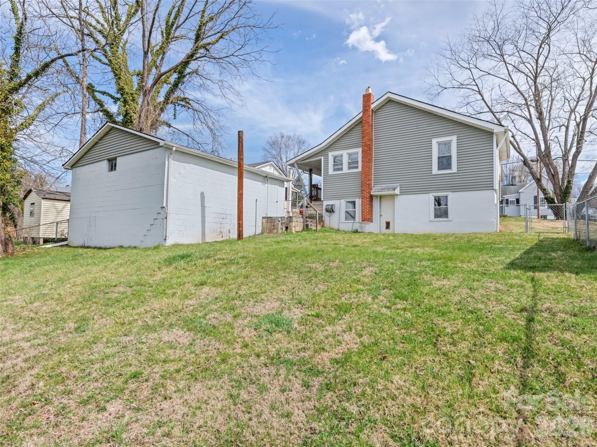 821 Main Street - Photo 3