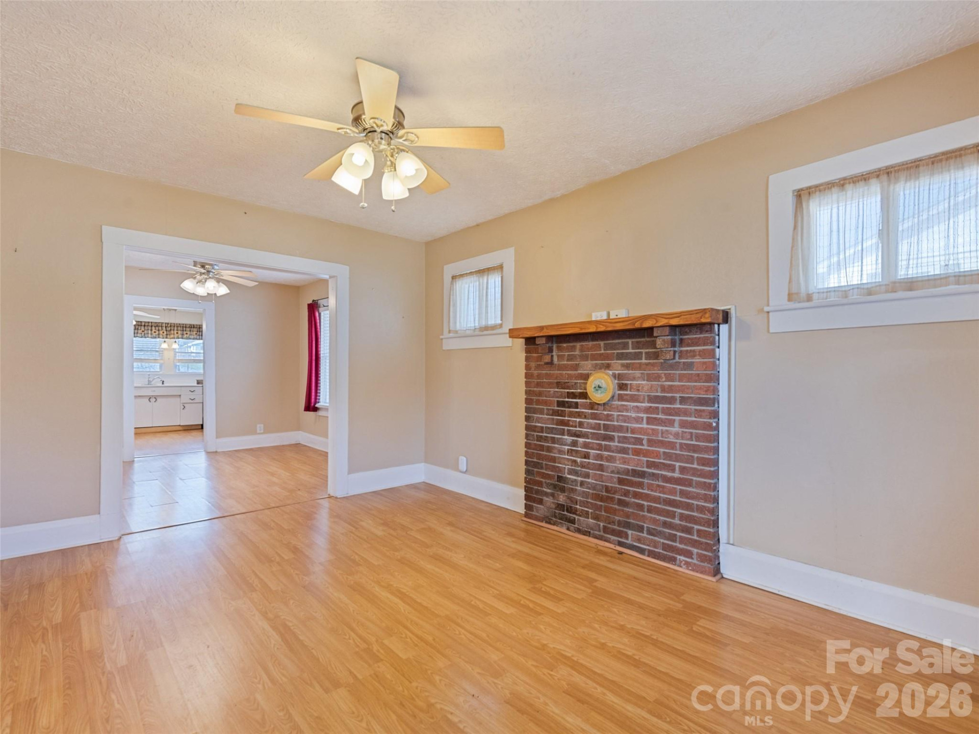 821 Main Street - Photo 6