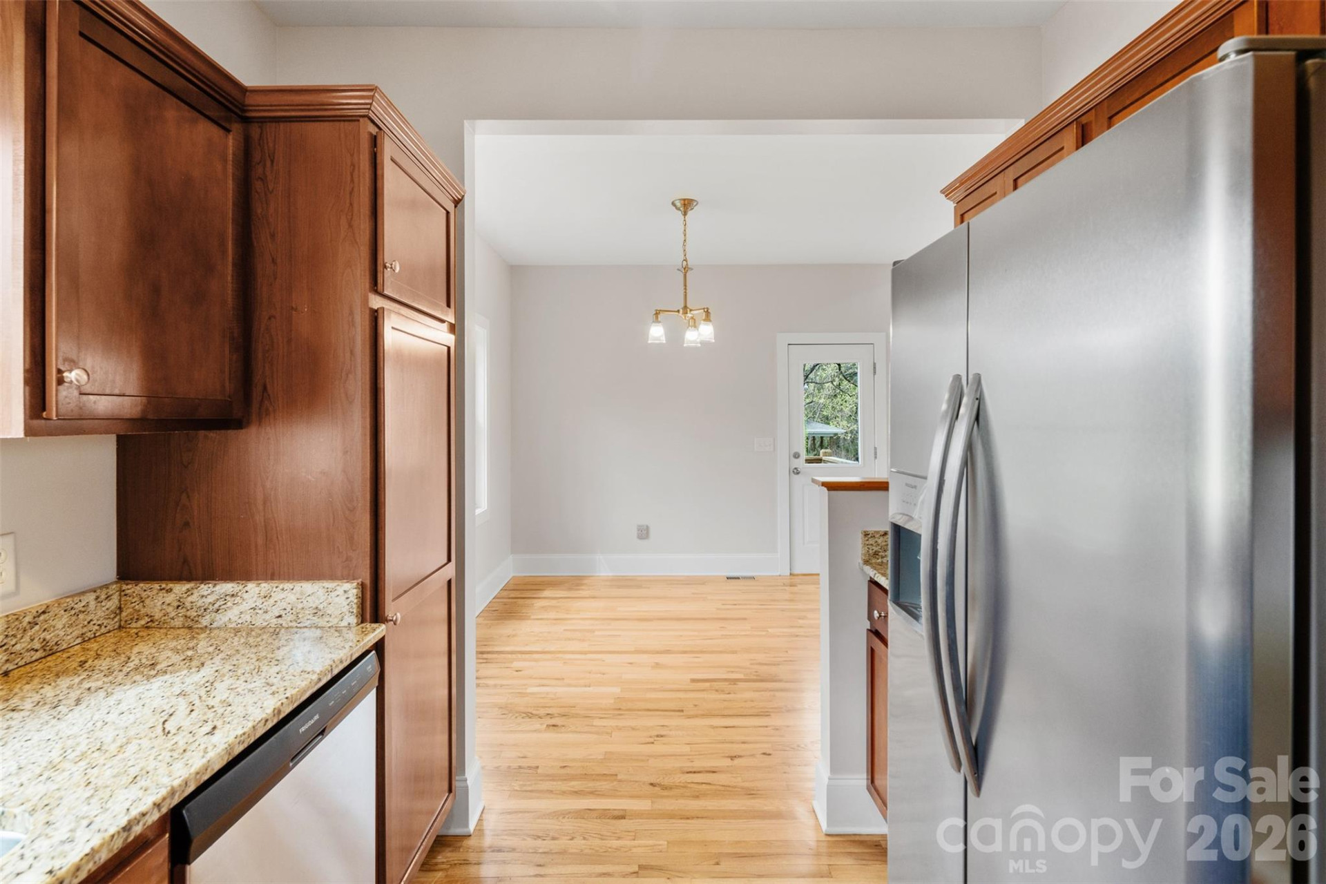 21 Lamar Avenue - Photo 13