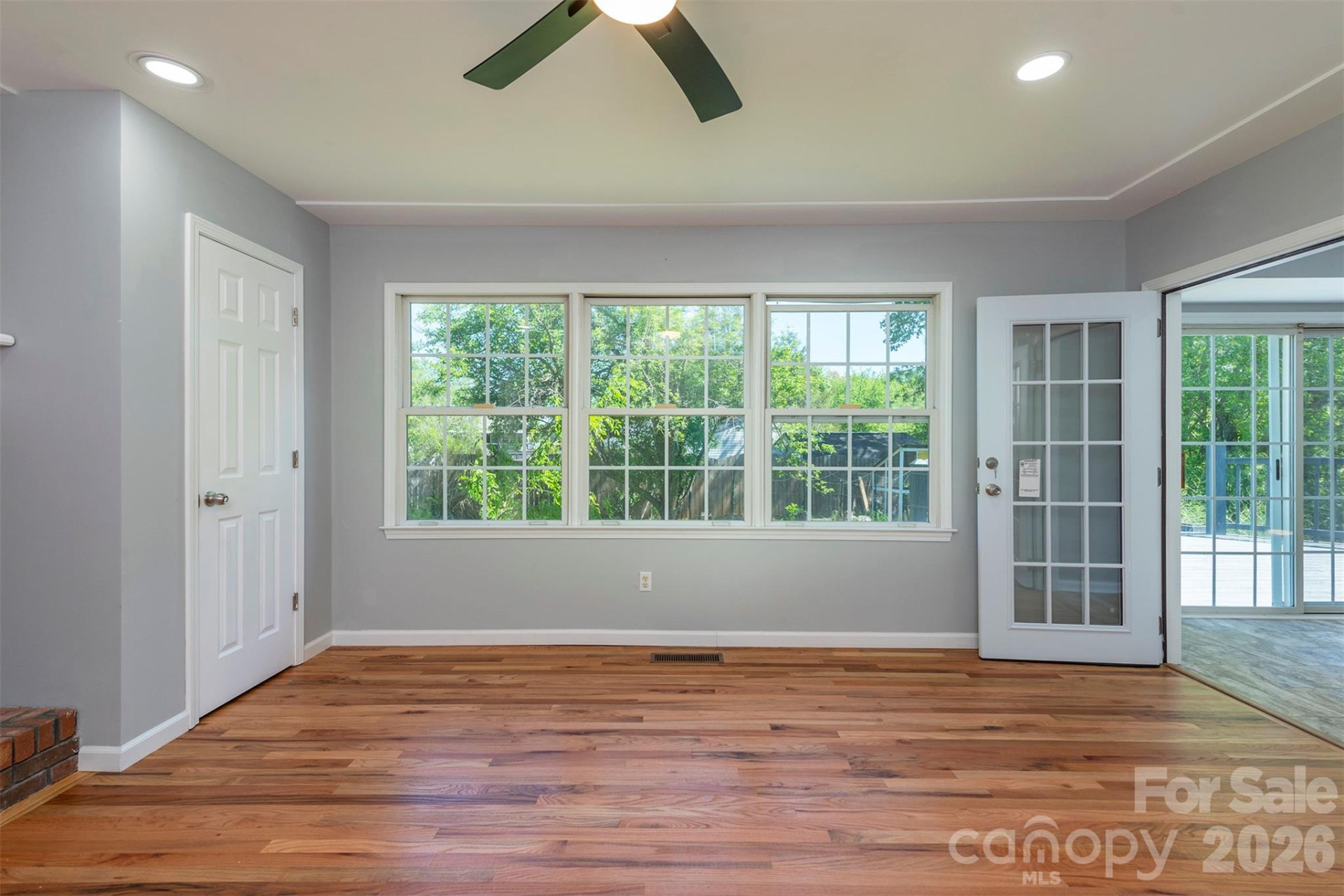 23 Westmont Drive - Photo 16