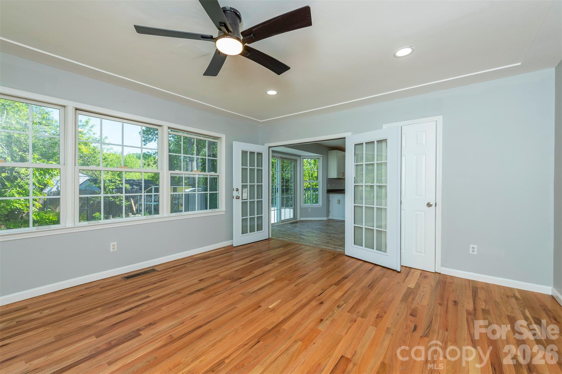 23 Westmont Drive - Photo 17