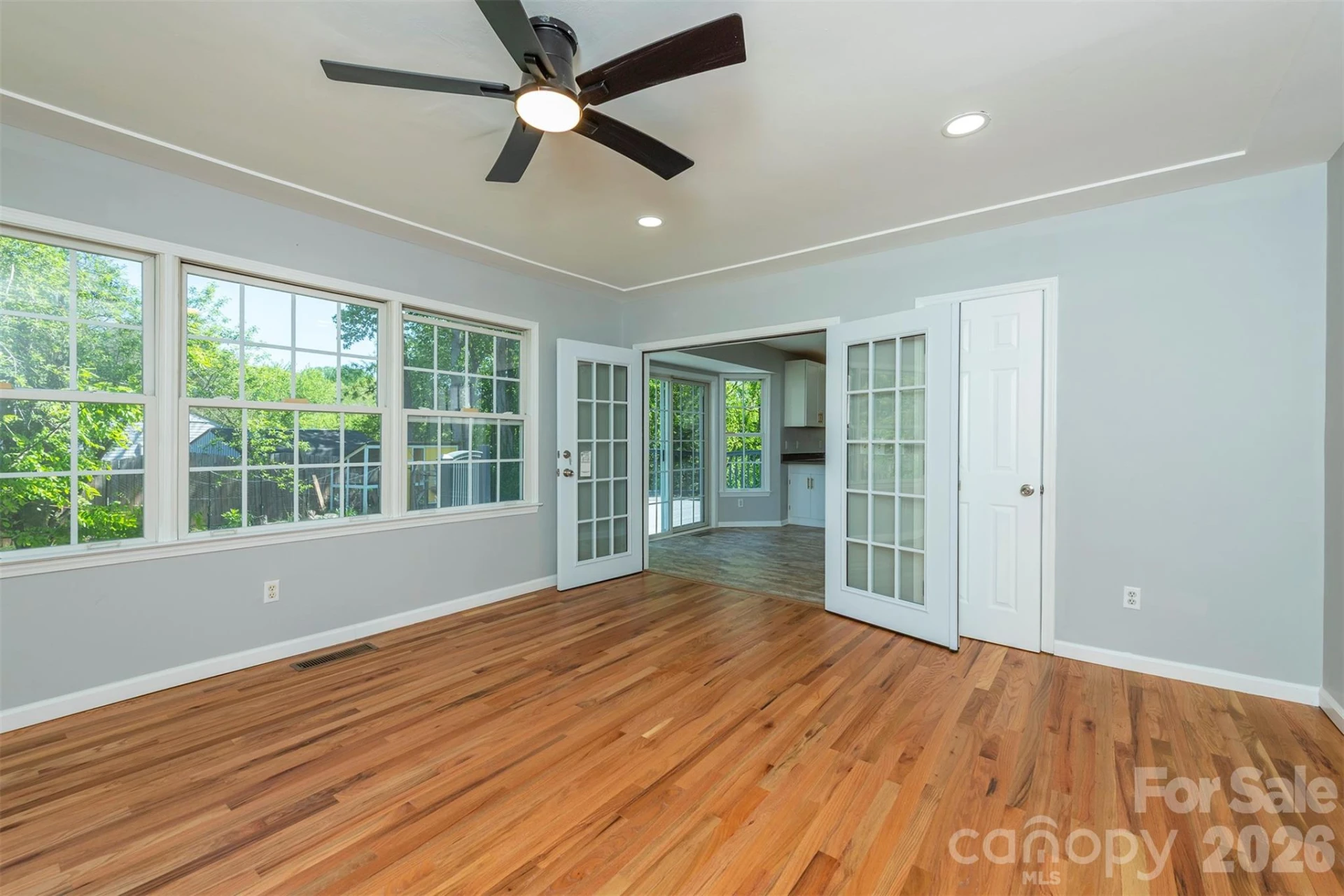 23 Westmont Drive - Photo 17