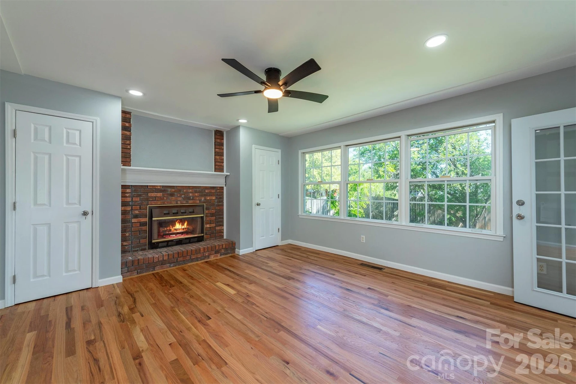23 Westmont Drive - Photo 3