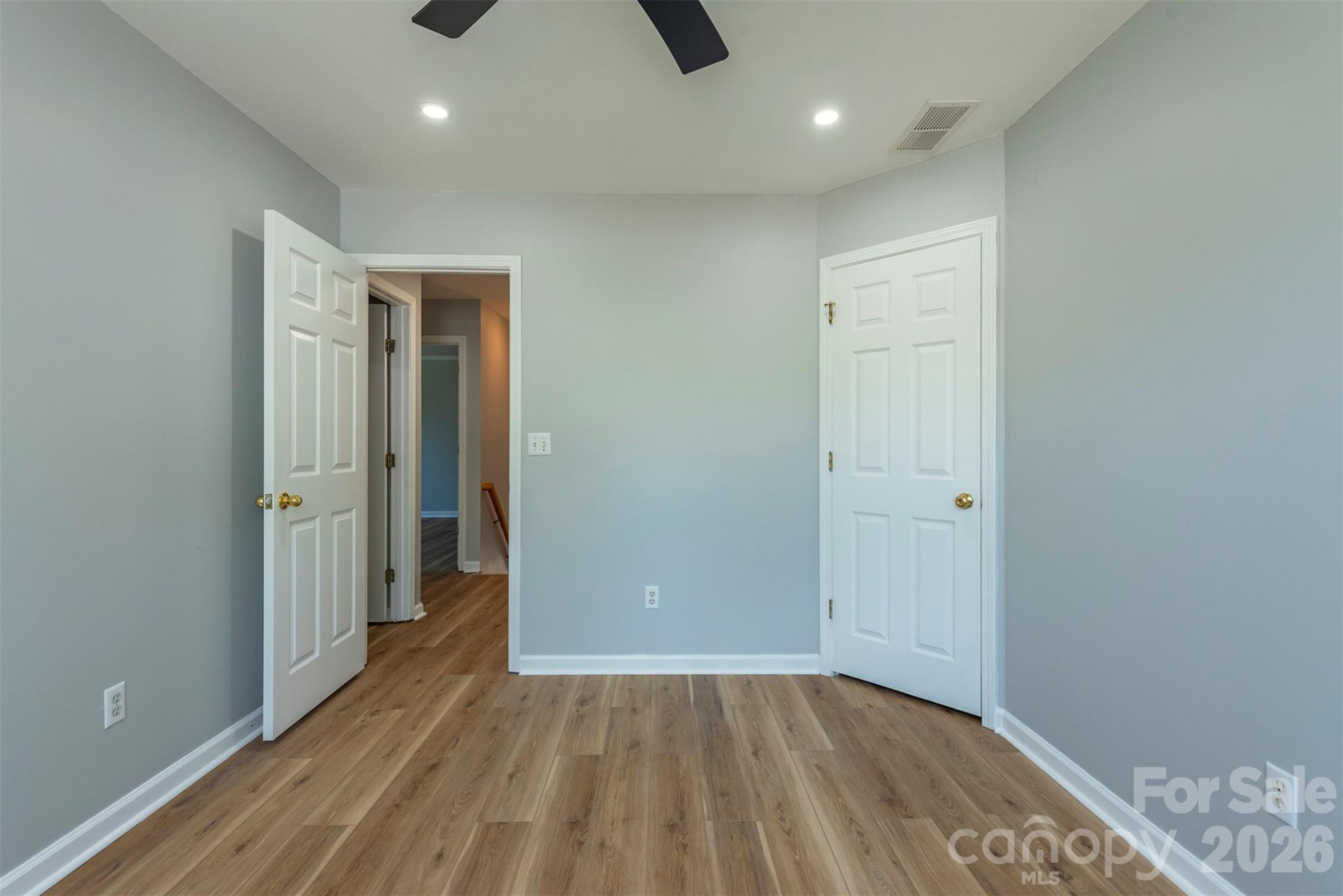 23 Westmont Drive - Photo 27