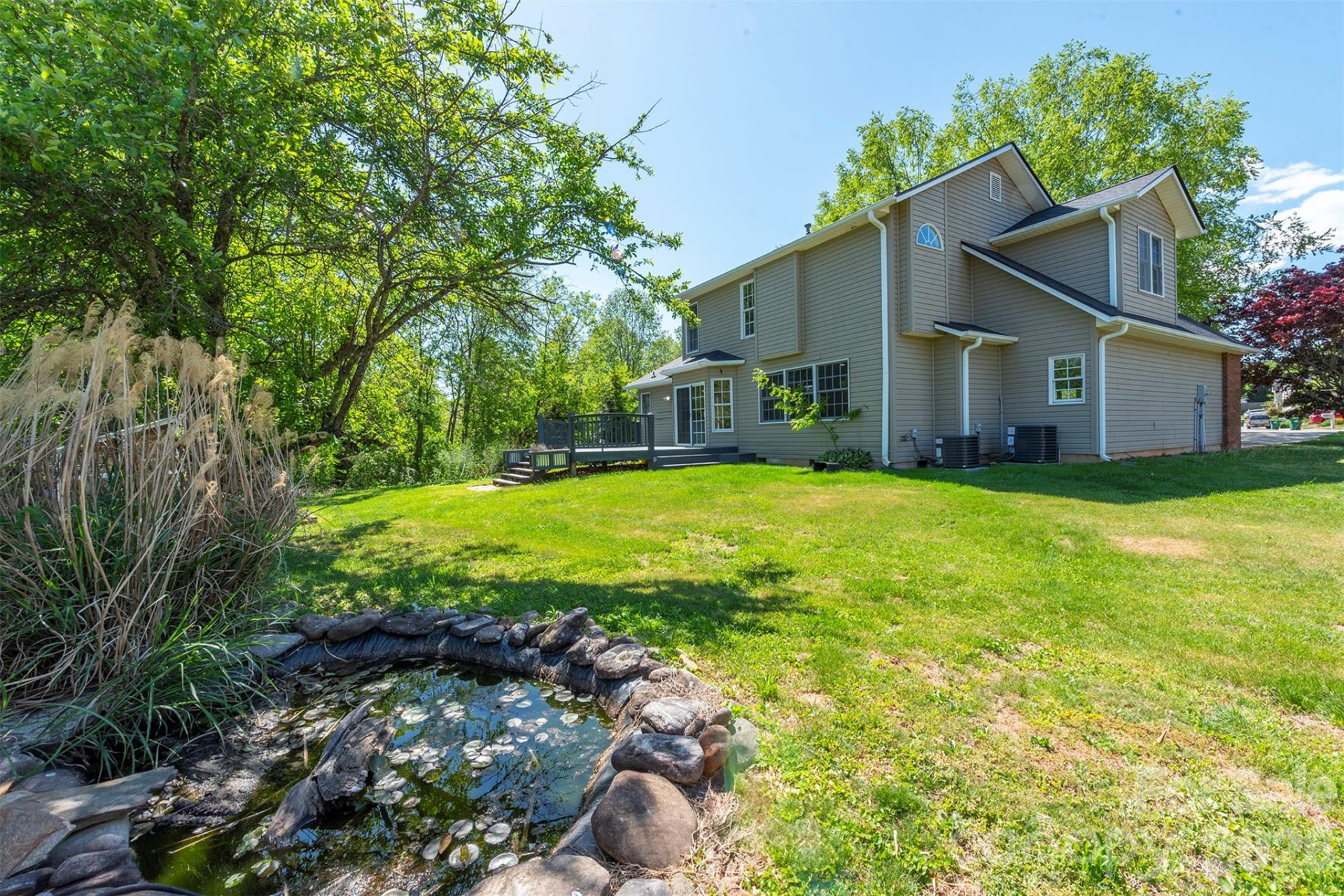 23 Westmont Drive - Photo 32