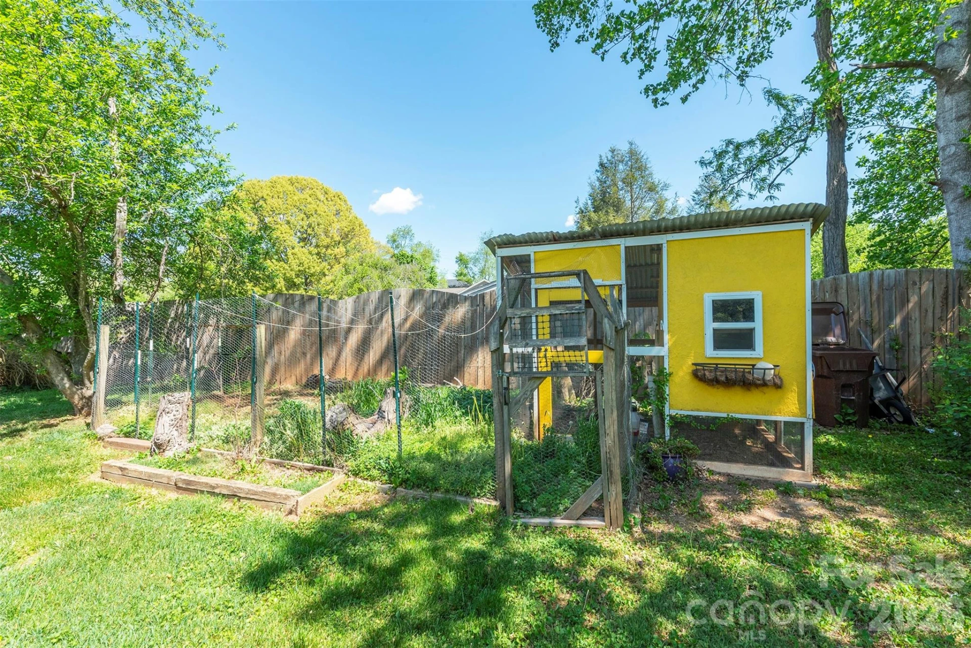 23 Westmont Drive - Photo 5