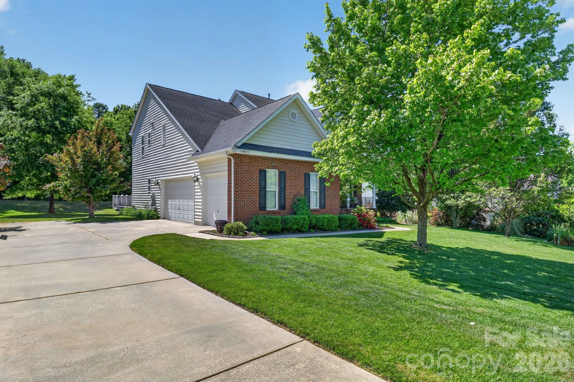 10011 King George Lane - Photo 2