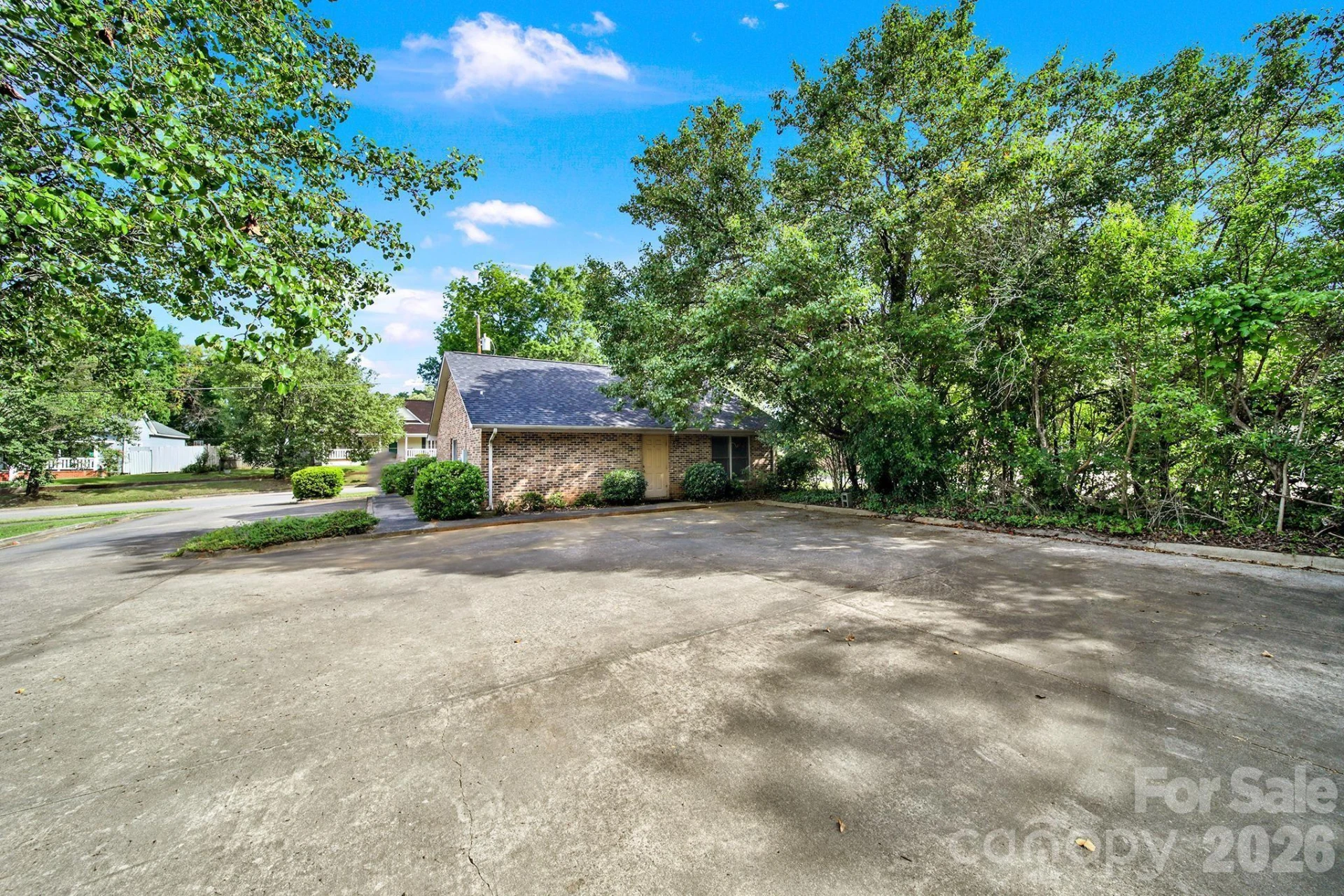 209 Barr Street - Photo 4