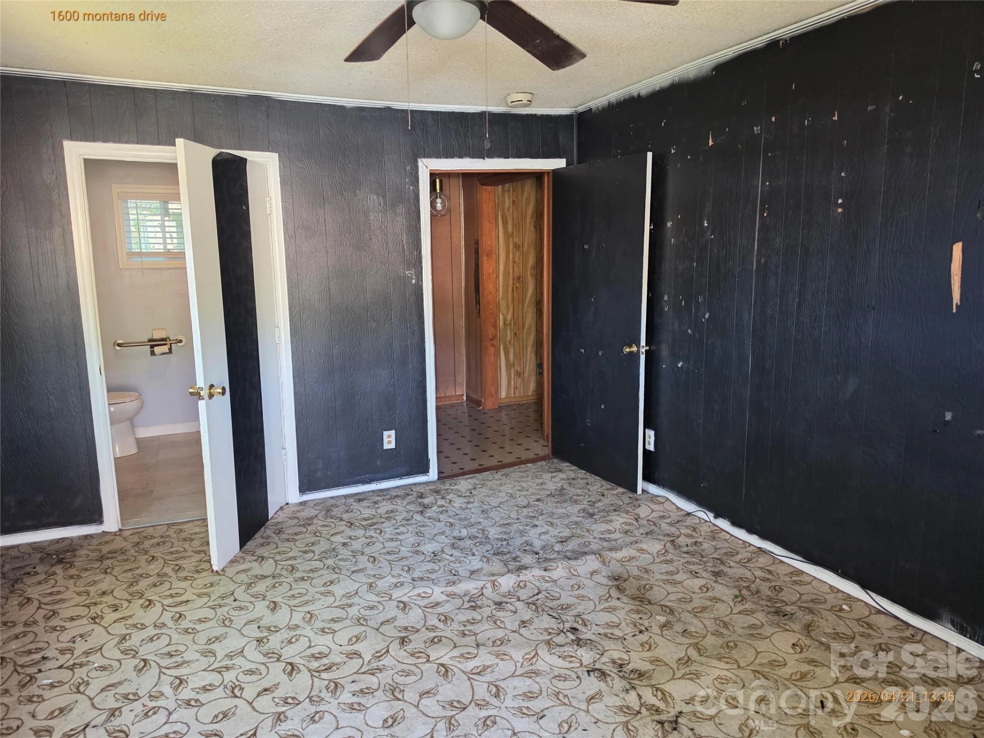 1600 Montana Drive - Photo 2