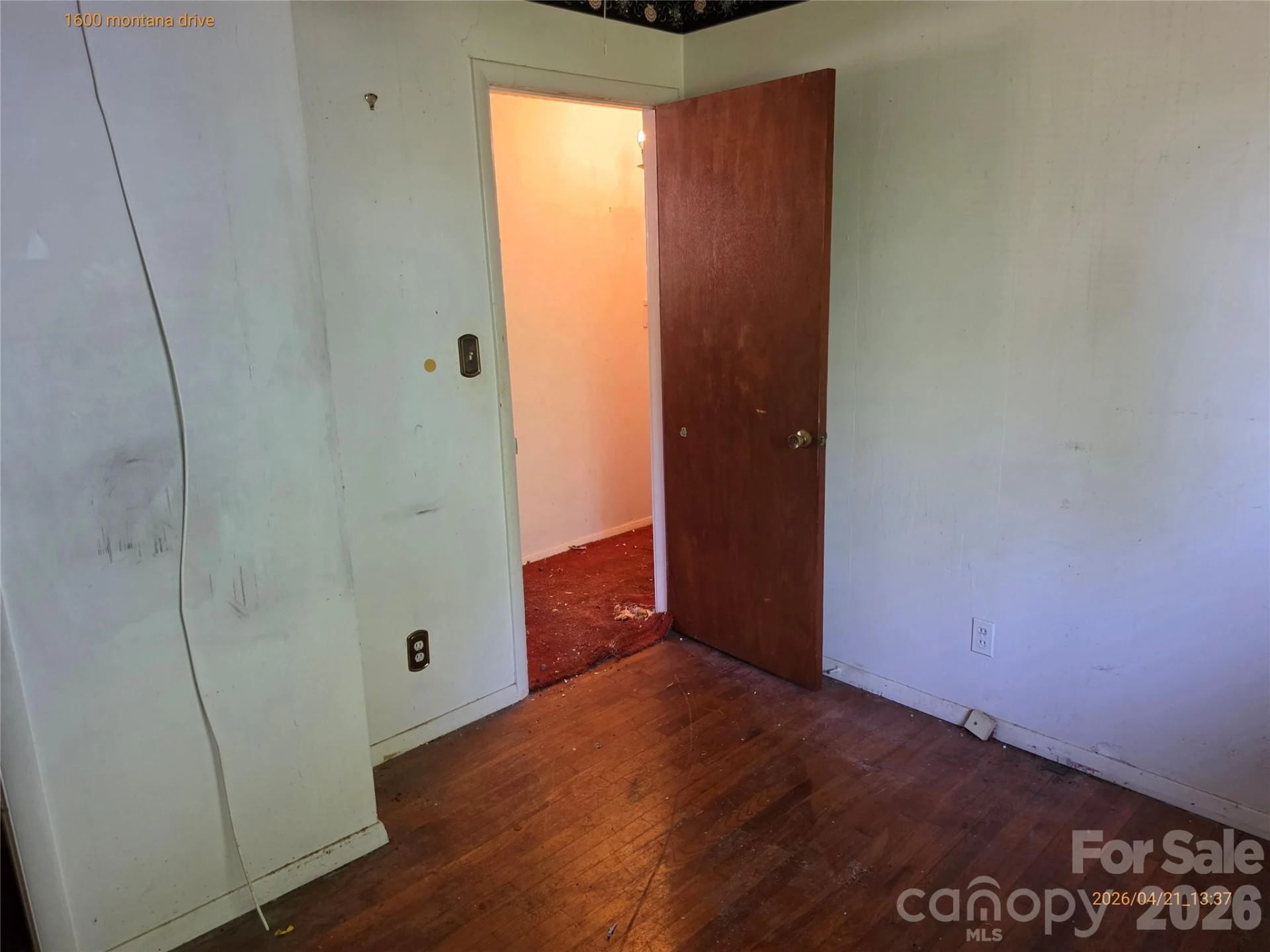 1600 Montana Drive - Photo 11