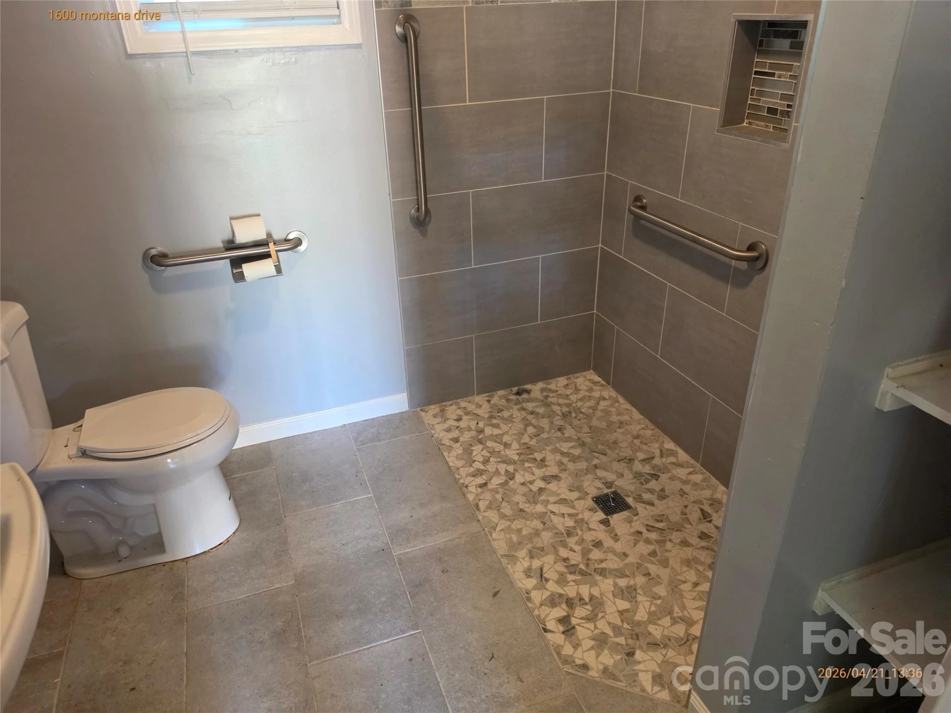1600 Montana Drive - Photo 3
