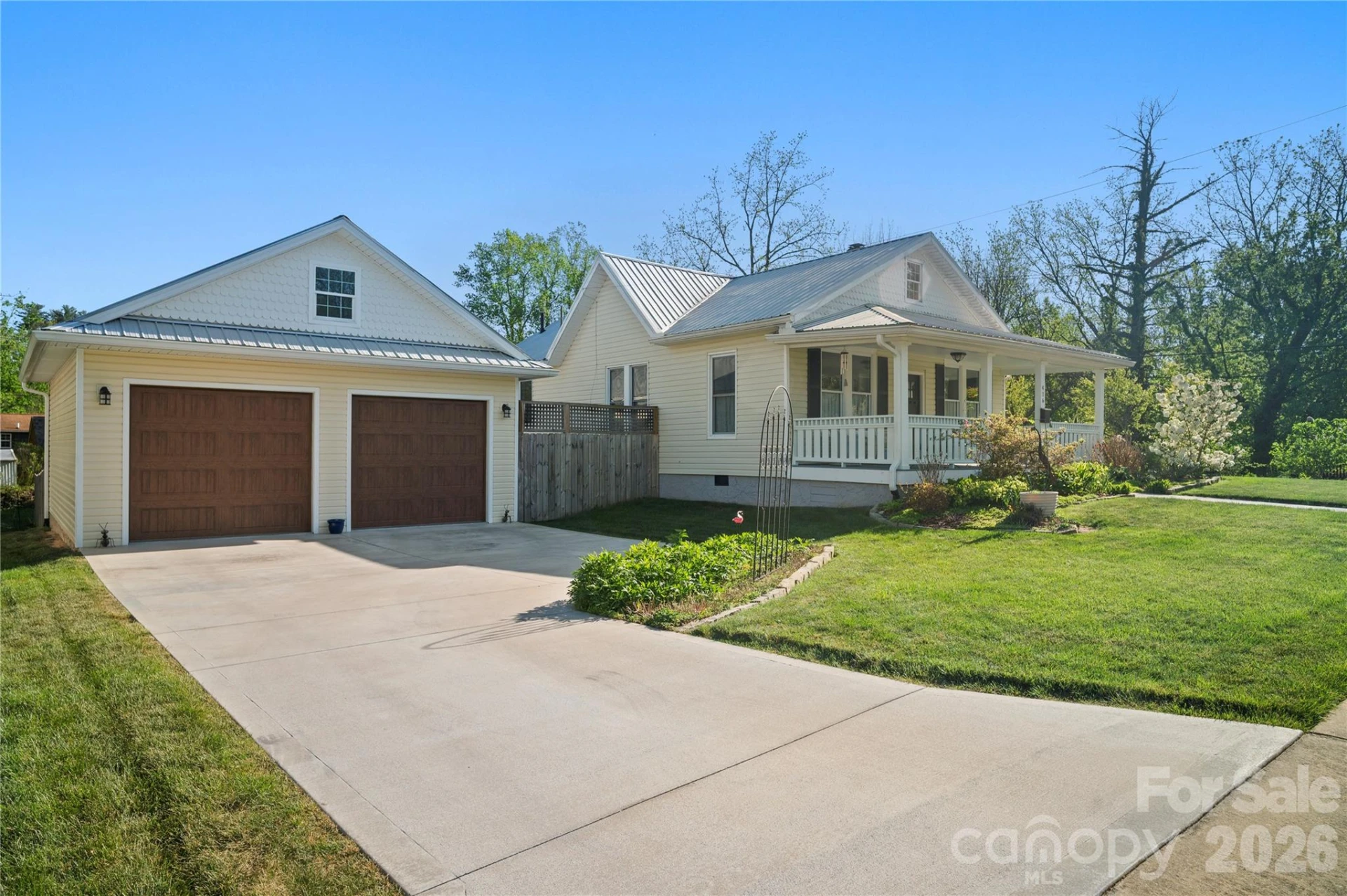 416 3rd Avenue - Photo 2