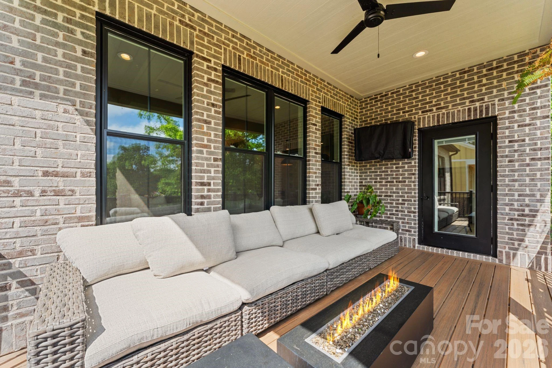 1116 Players Ridge Road - Photo 32