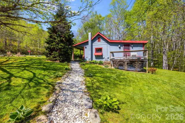 874 & 888 Bluff Mountain Road