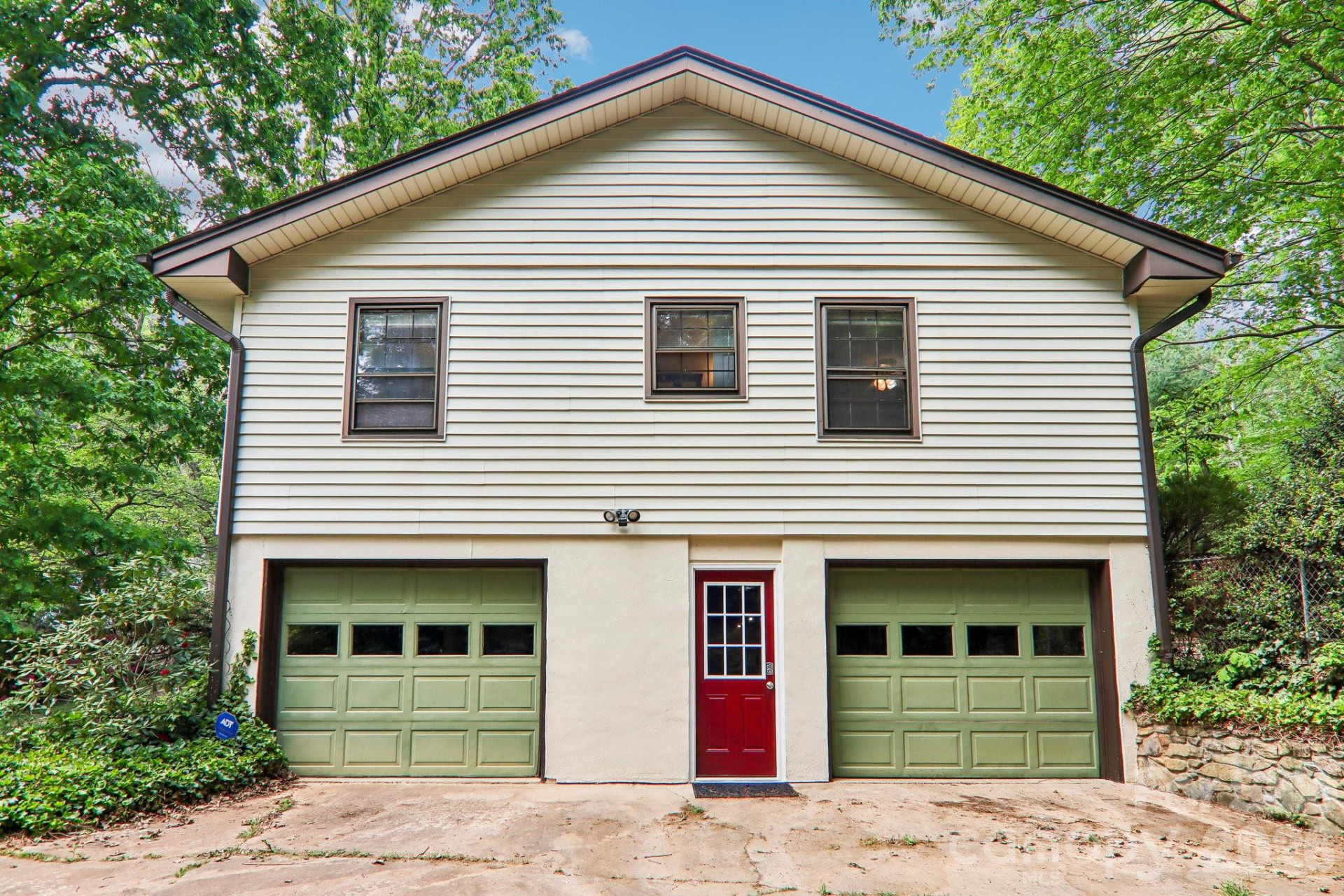 14 Forest Ridge Drive - Photo 4