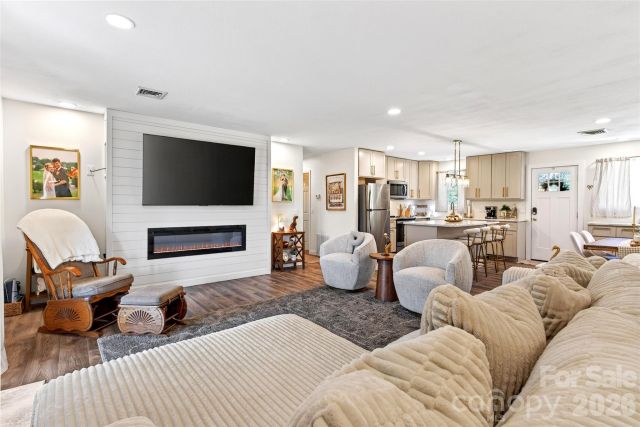 263 Fairway Lane, Spruce Pine, NC, 28777