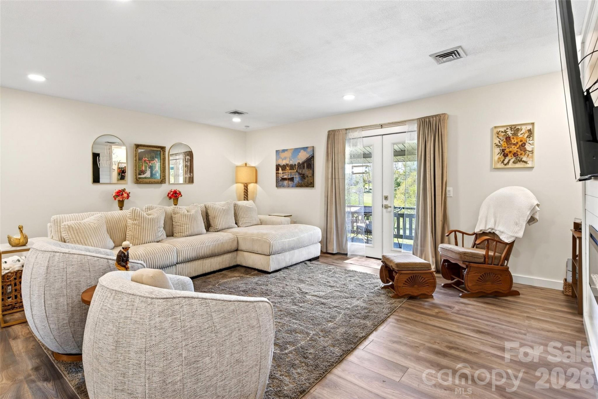 263 Fairway Lane - Photo 4