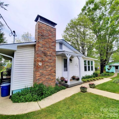 604 Substation Street, Hendersonville, NC, 28792