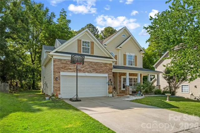1518 Squirrel Lake Court