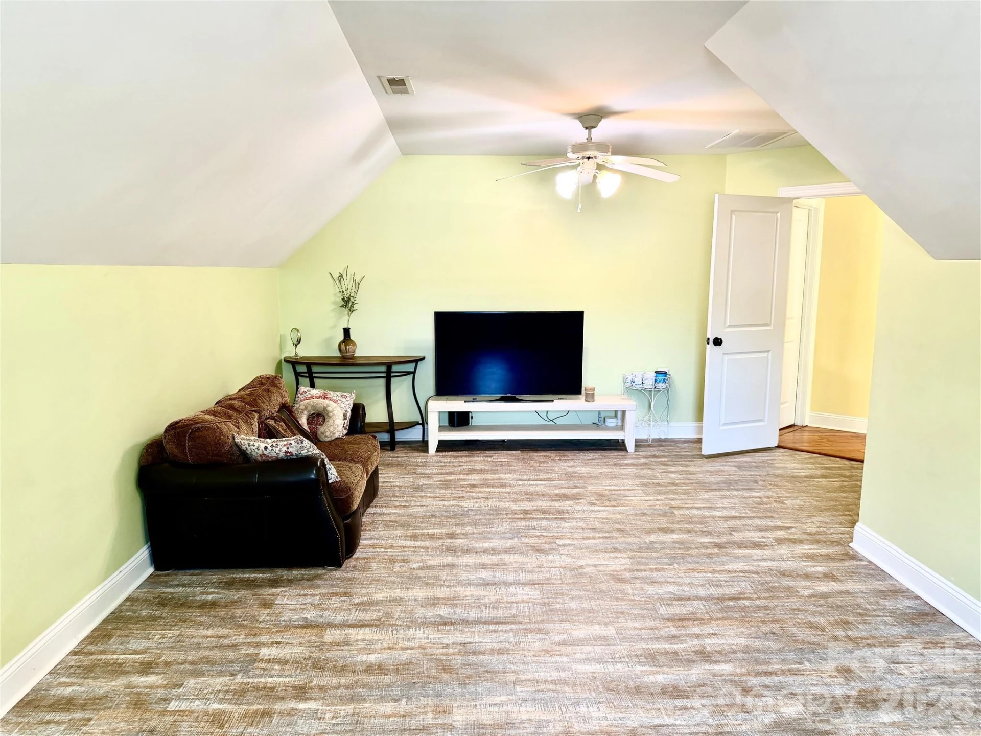 1518 Squirrel Lake Court - Photo 37