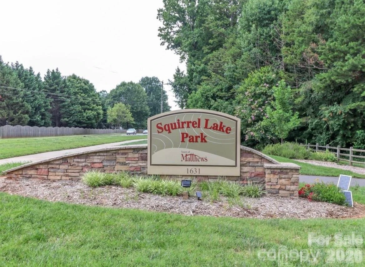 1518 Squirrel Lake Court - Photo 39