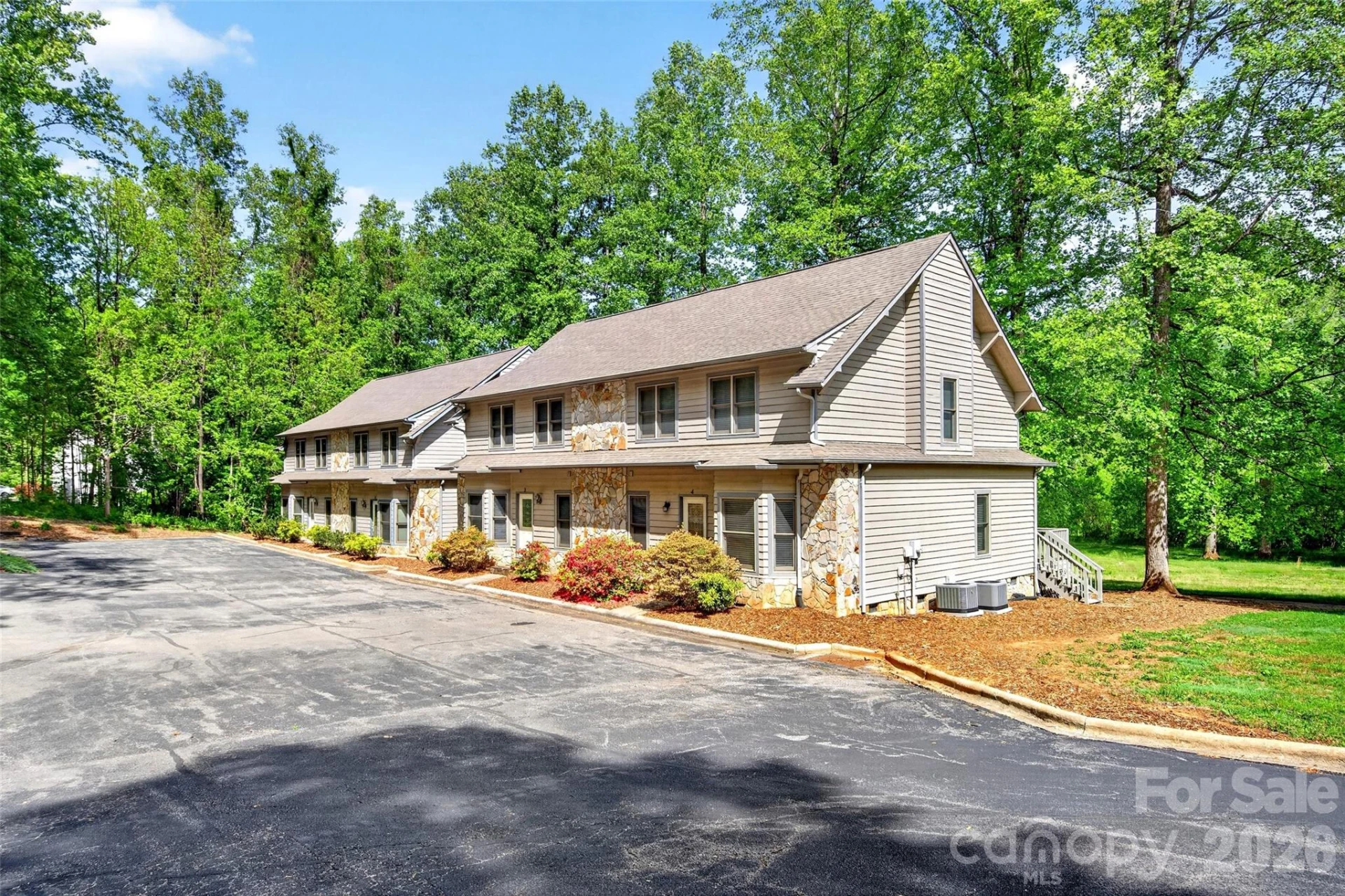307 Blue Ridge Drive #4 - Photo 2