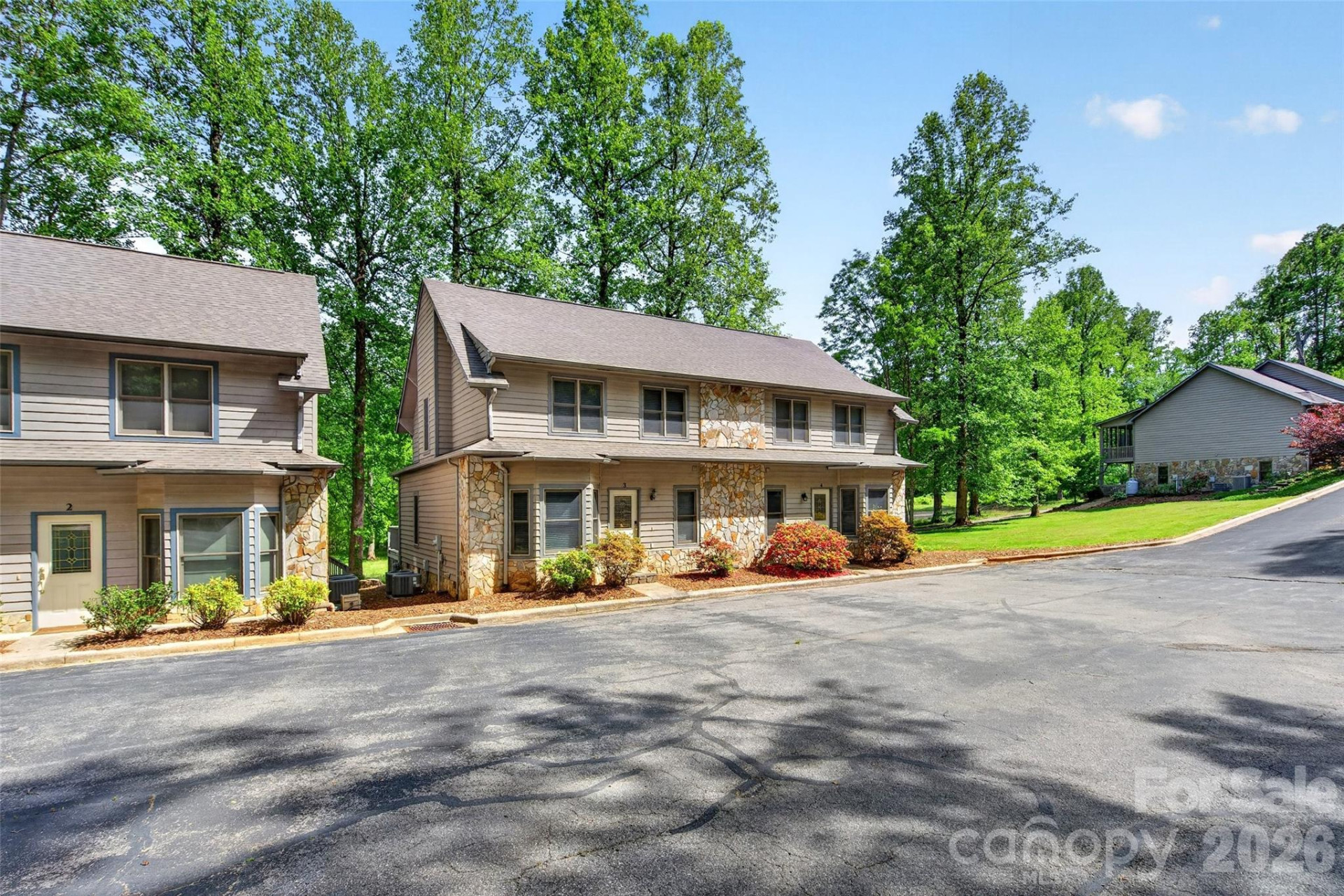 307 Blue Ridge Drive #4 - Photo 3